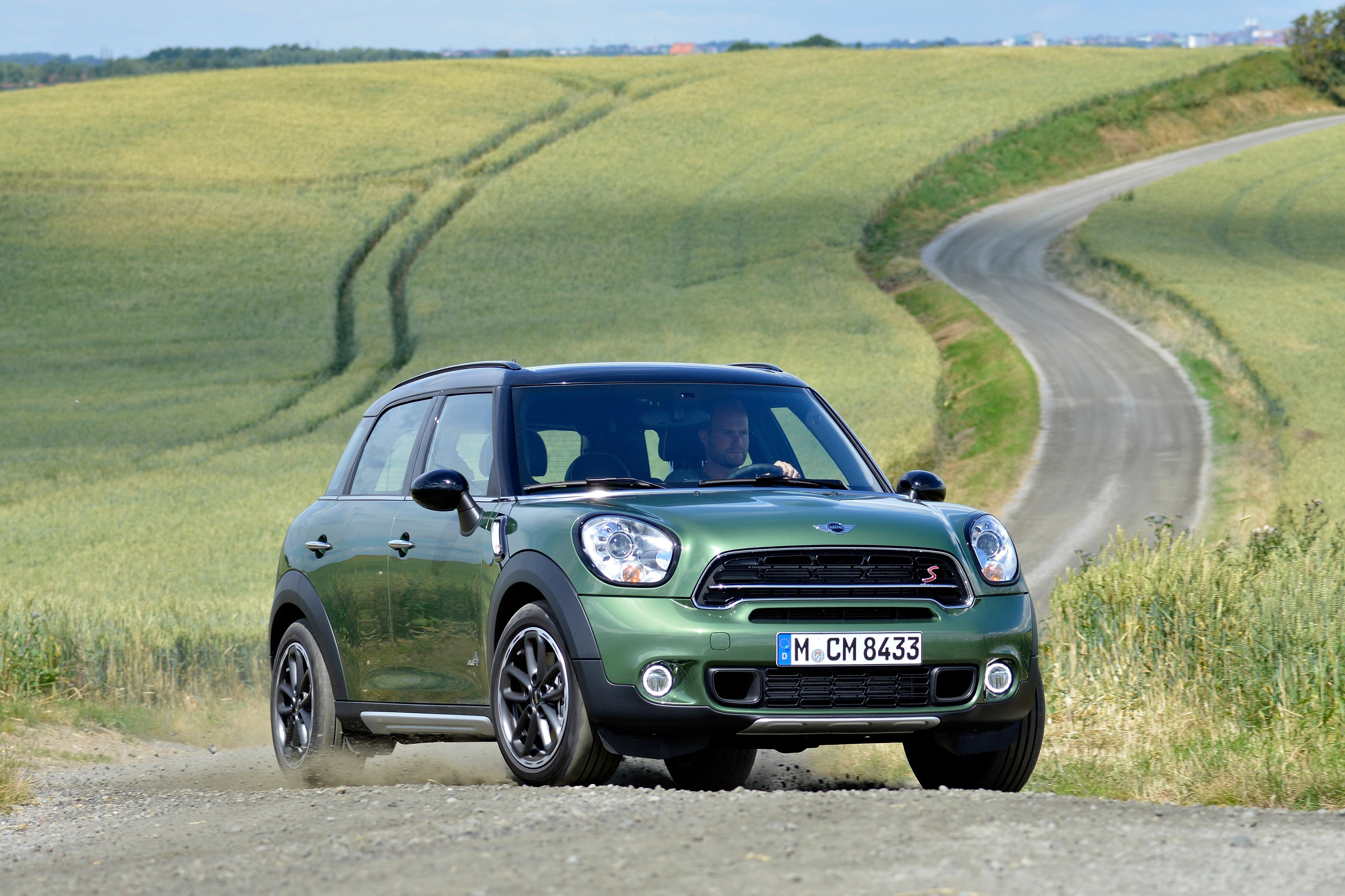 Mini Countryman photo #35