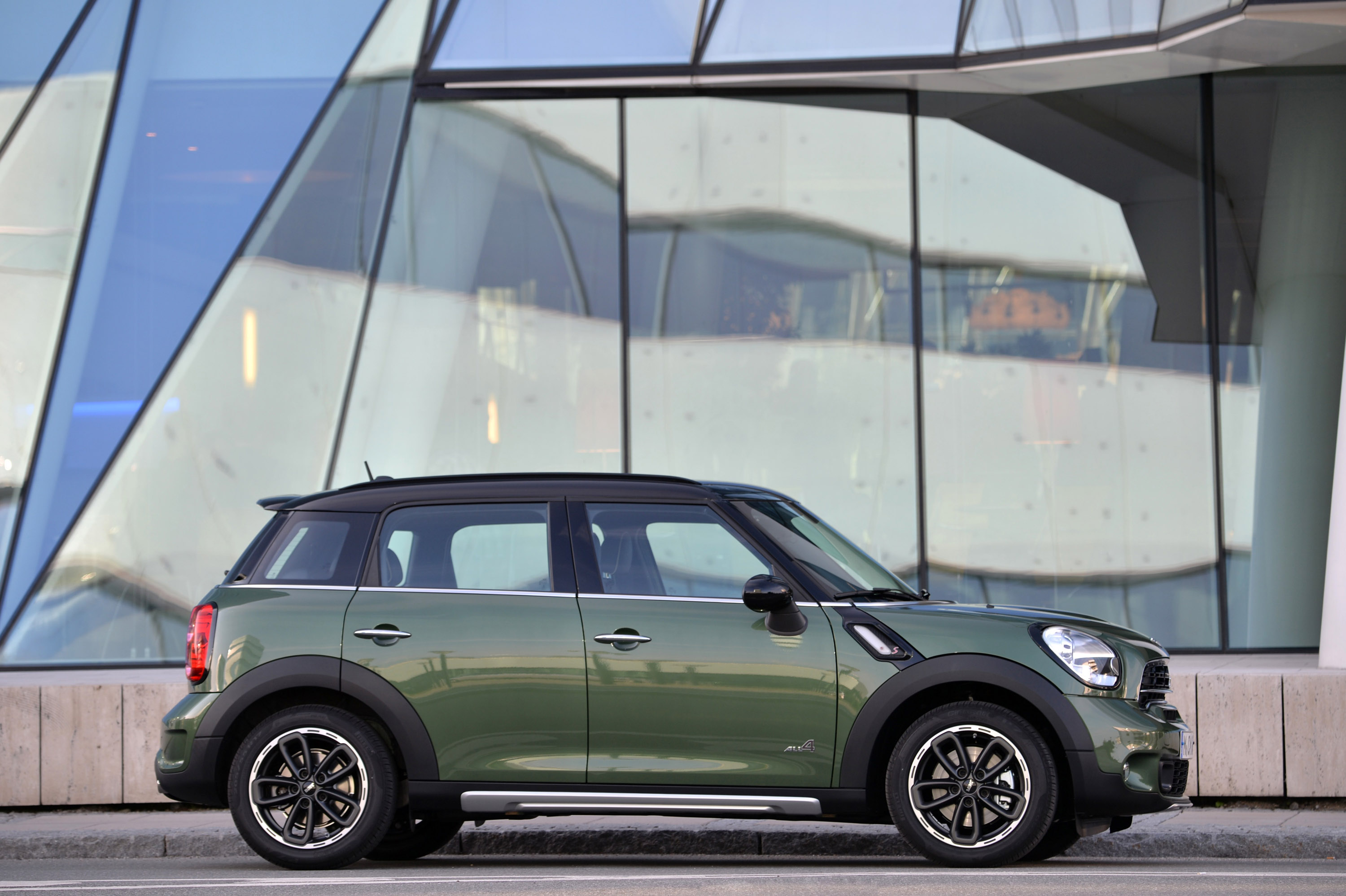 Mini Countryman photo #42