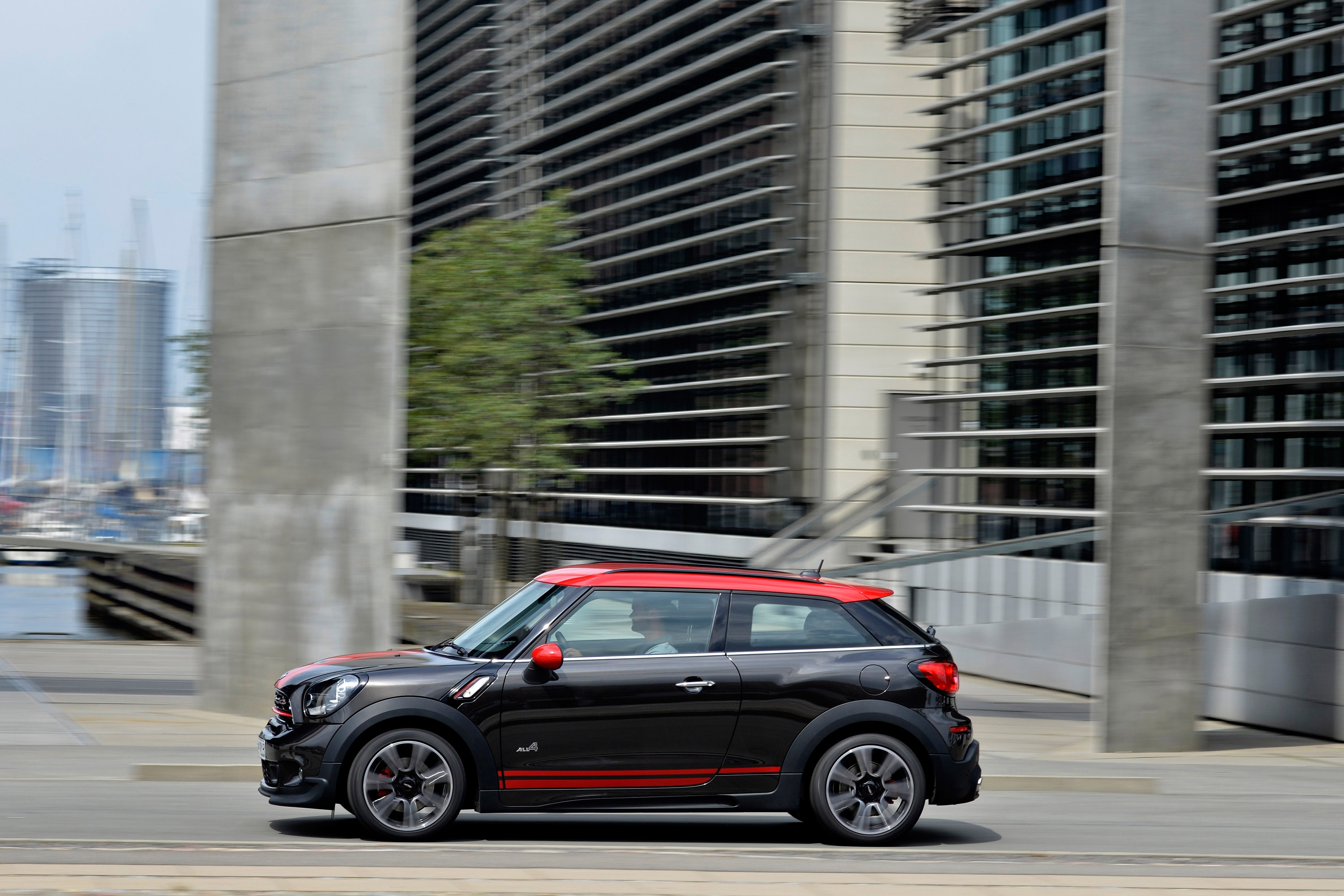 Mini Paceman John Cooper Works photo #29