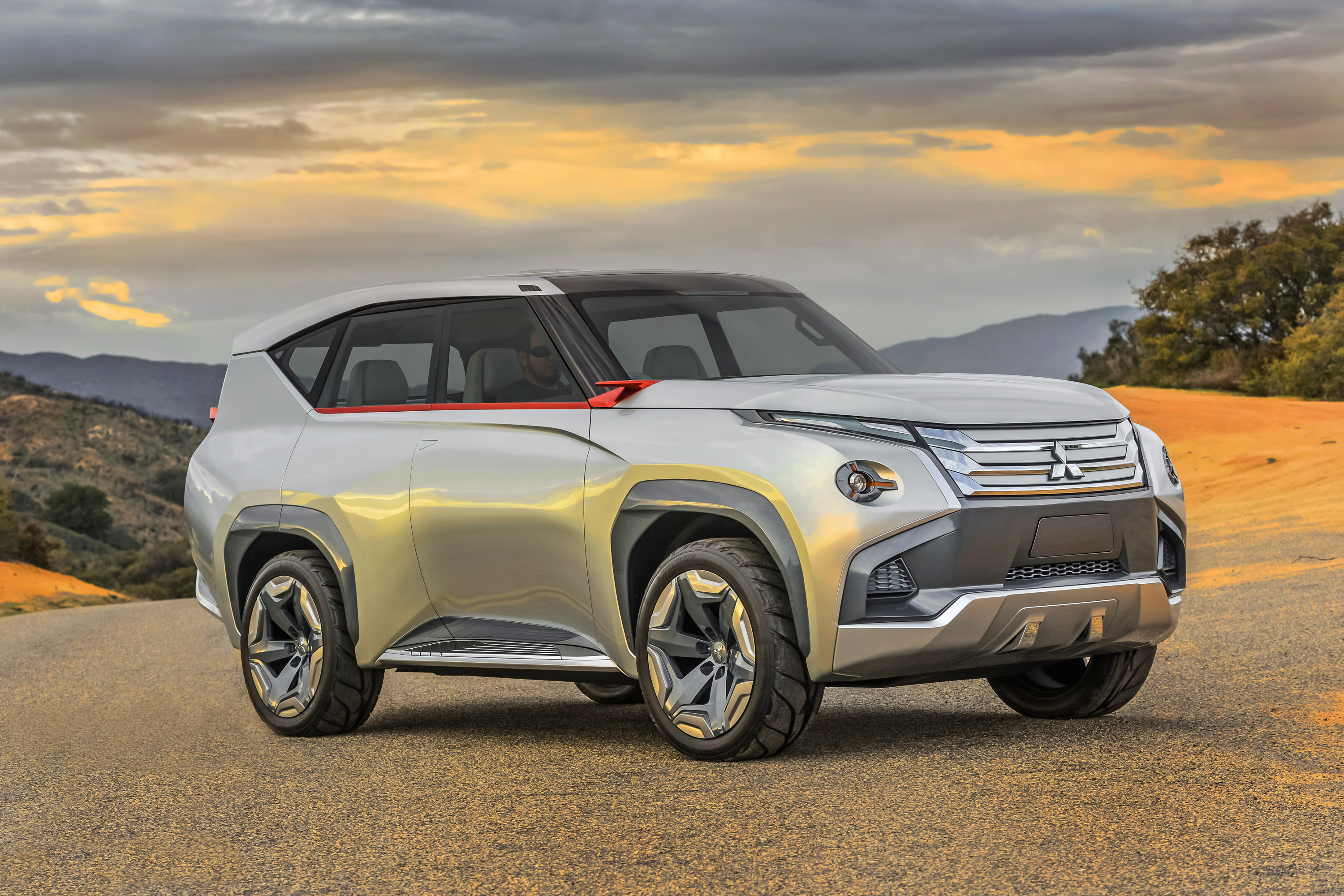 Mitsubishi GC-PHEV Concept photo #1