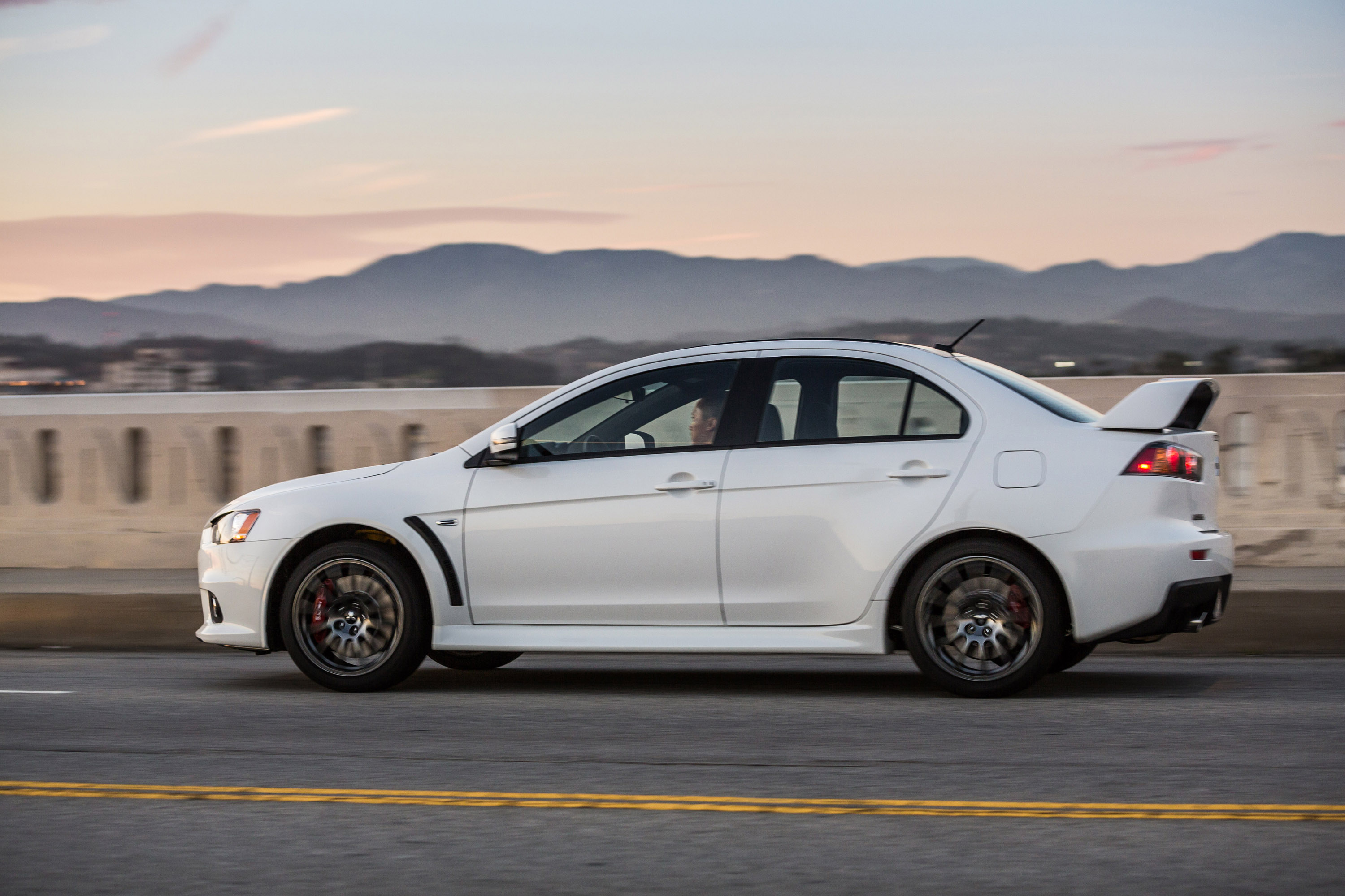 Mitsubishi Lancer Evolution Final Edition photo #8