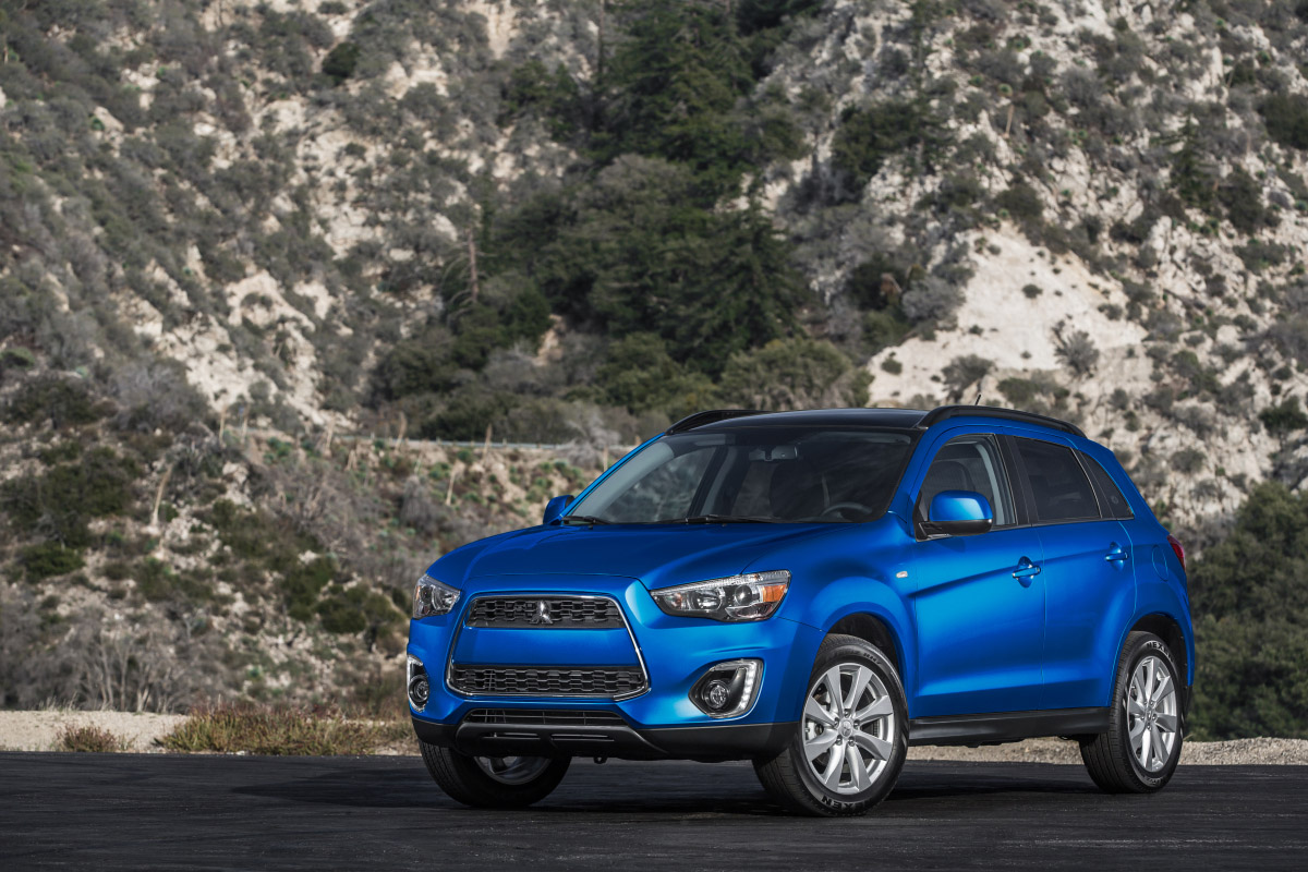 Mitsubishi Outlander Sport SE photo #1