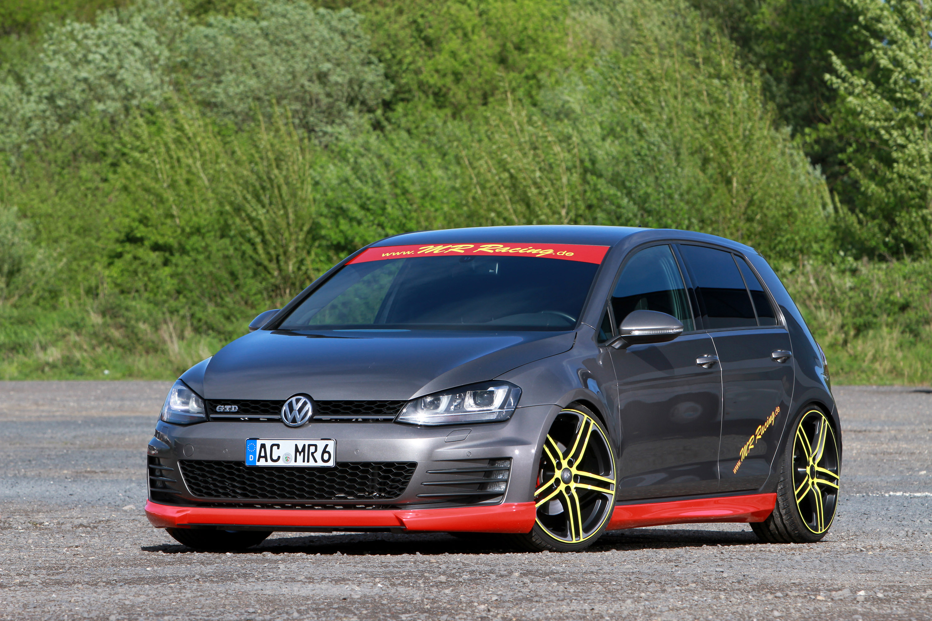 MR Racing Volkswagen Golf 7 GTD photo #1