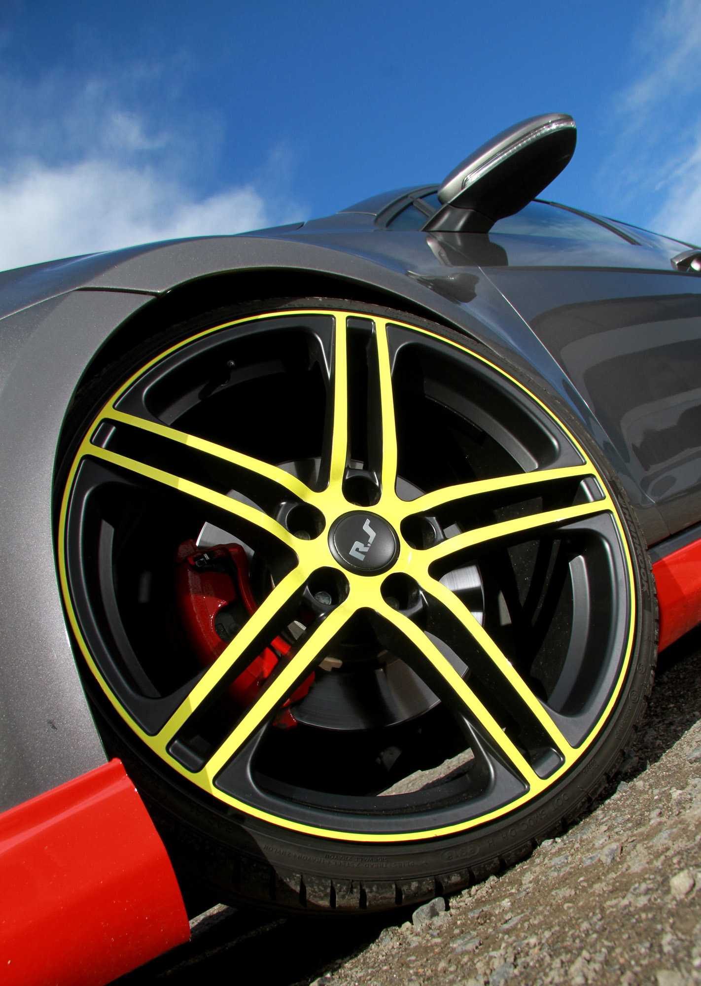 MR Racing Volkswagen Golf 7 GTD photo #4