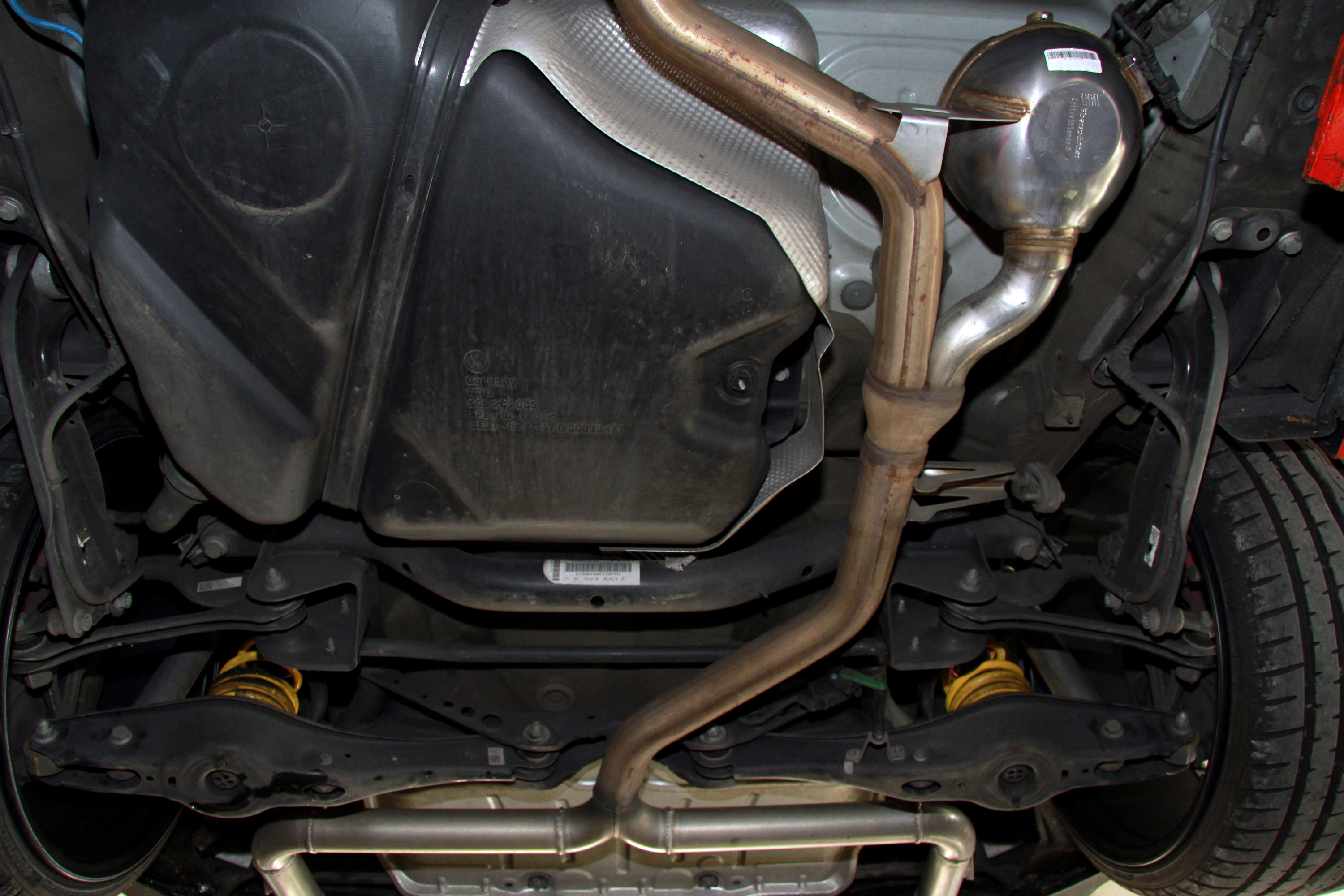 MR Racing Volkswagen Golf 7 GTD photo #6