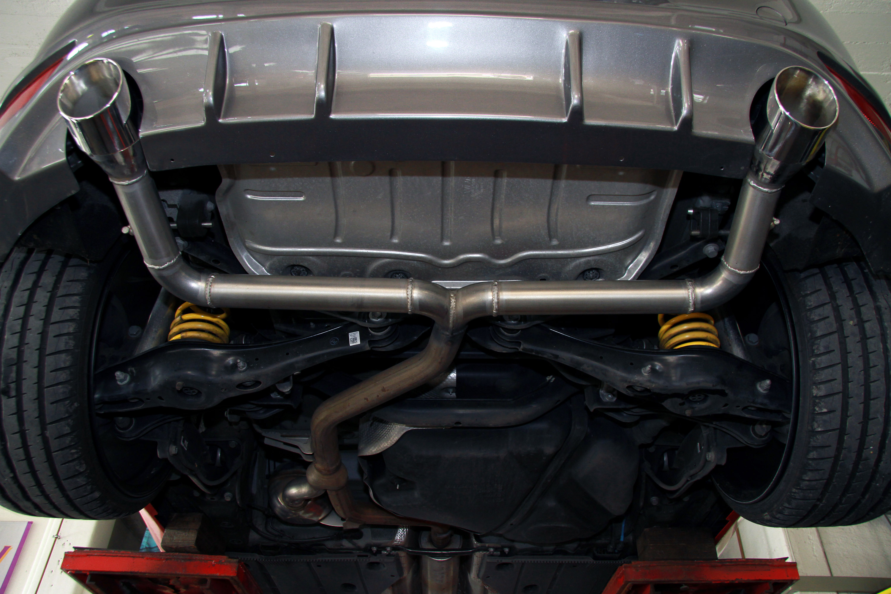 MR Racing Volkswagen Golf 7 GTD photo #7