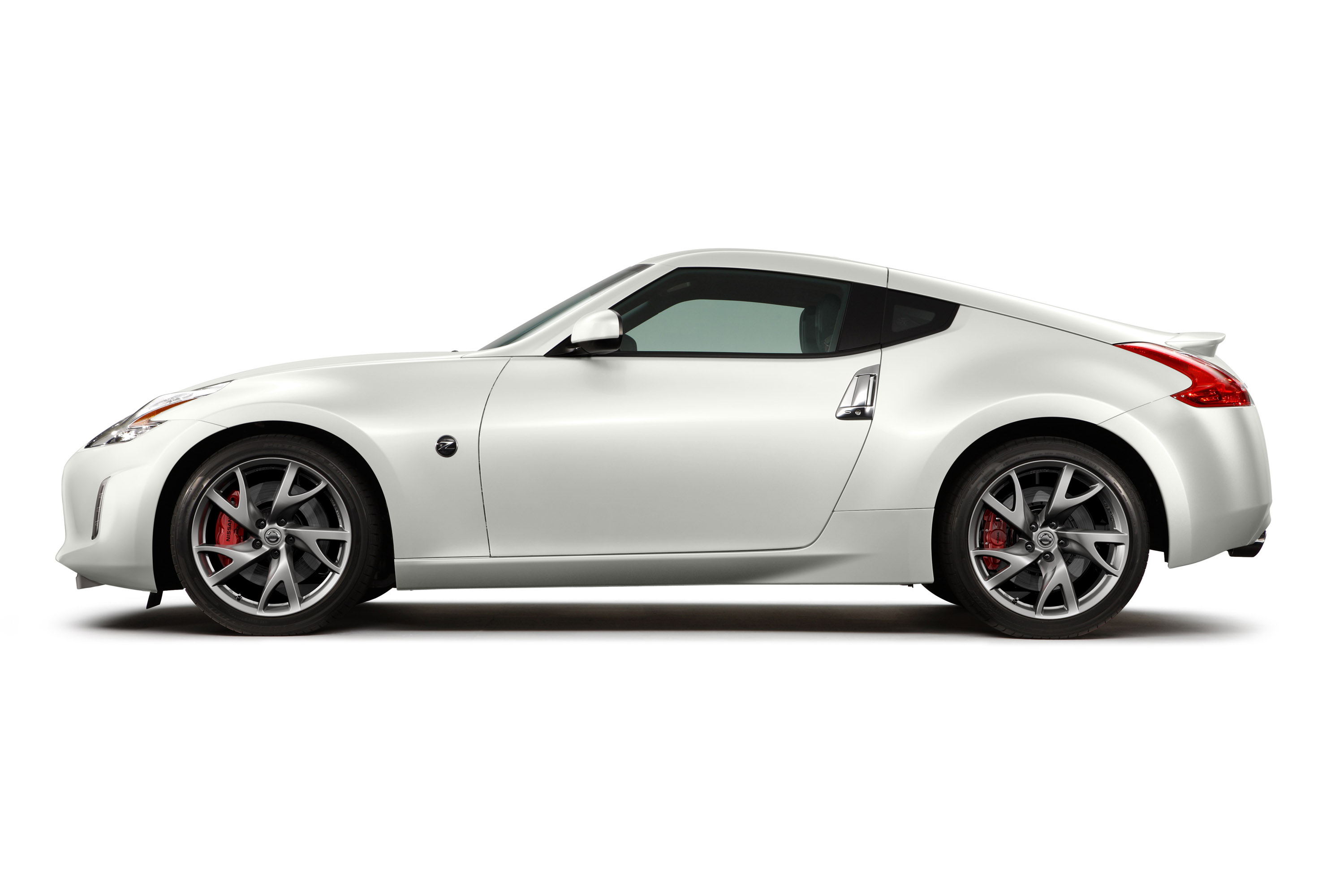 Nissan 370Z Coupe photo #4