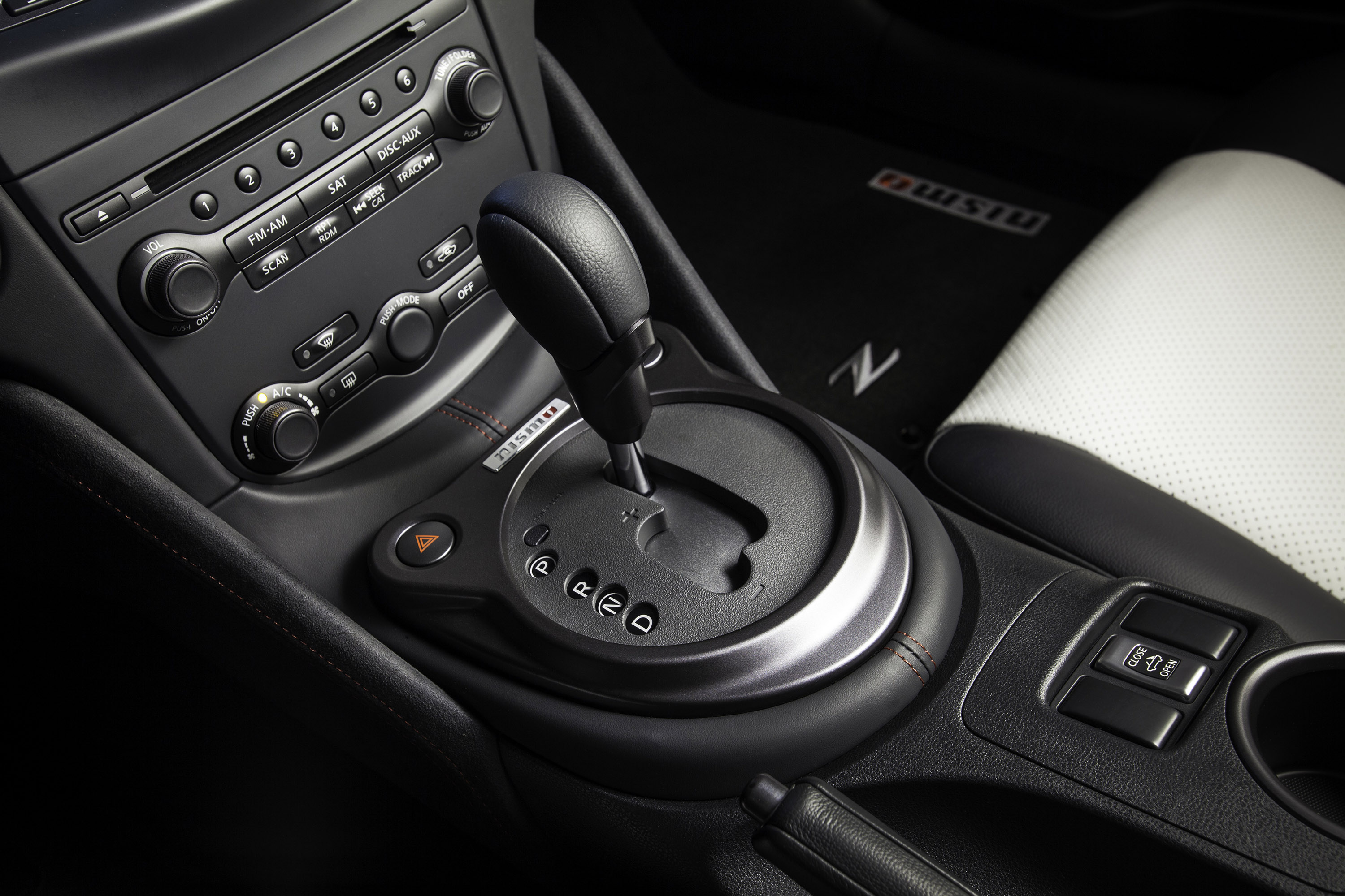 Nissan 370Z Nismo Roadster Concept photo #18