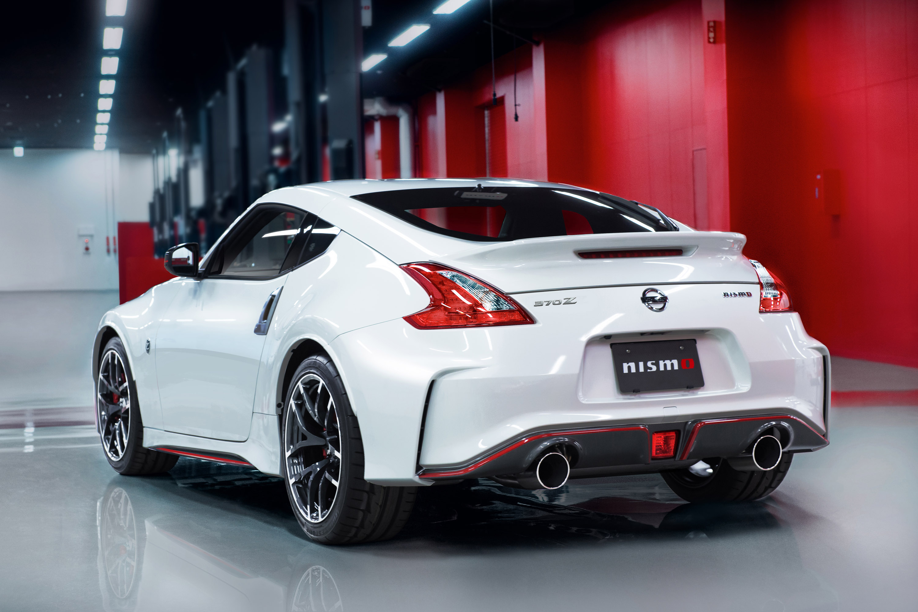 Nissan 370Z NISMO photo #3