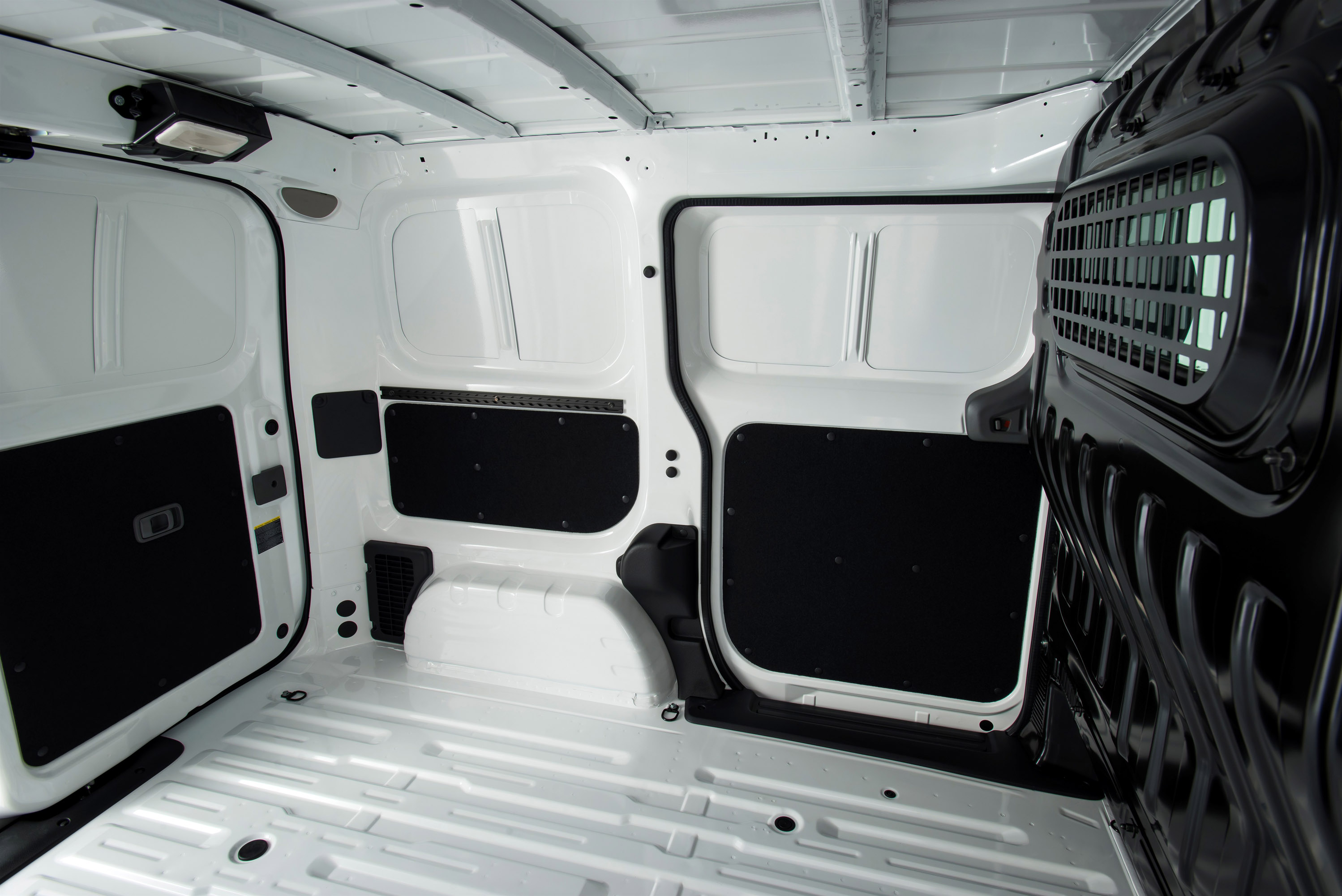 Nissan e-NV200 photo #45