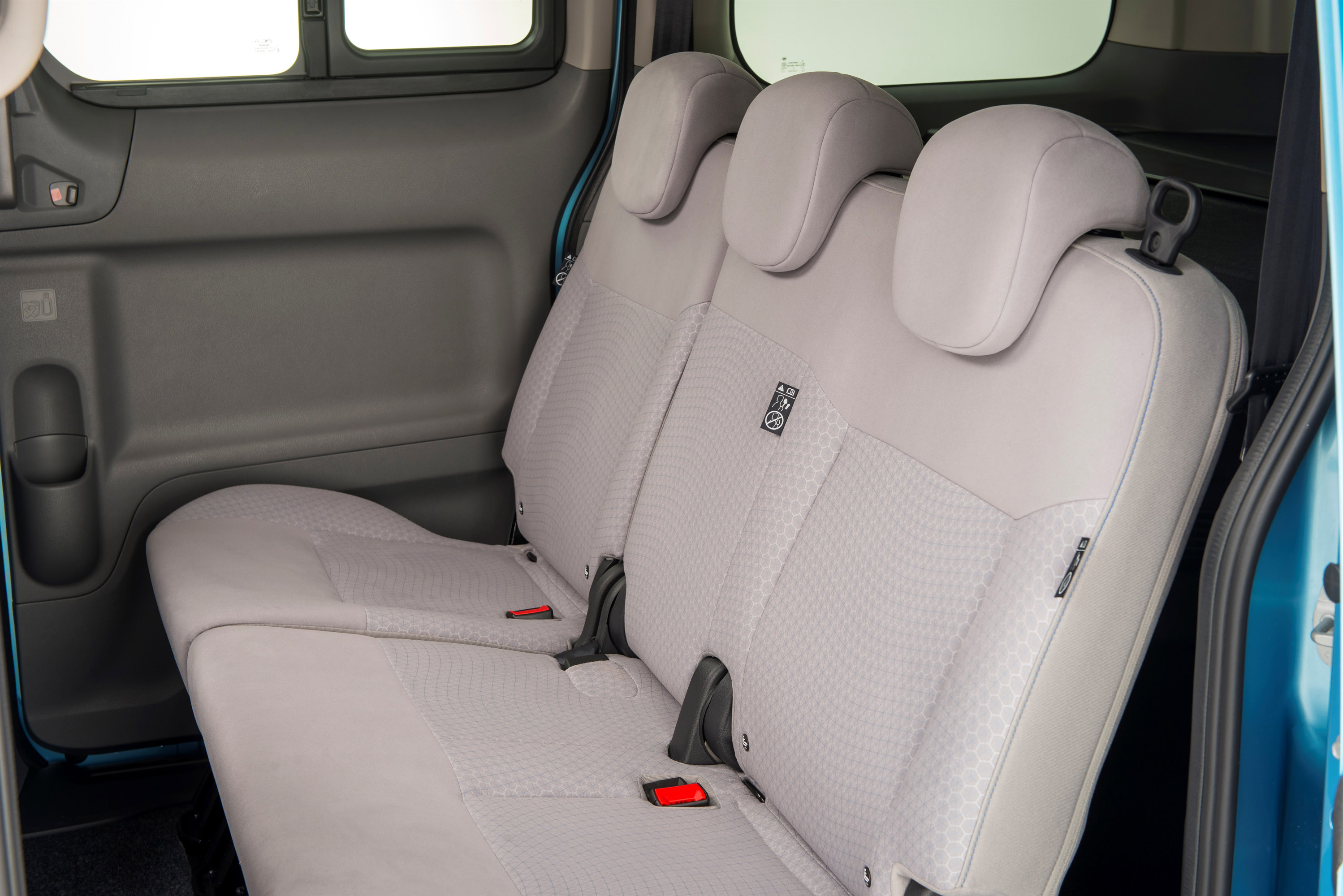 Nissan e-NV200 photo #53