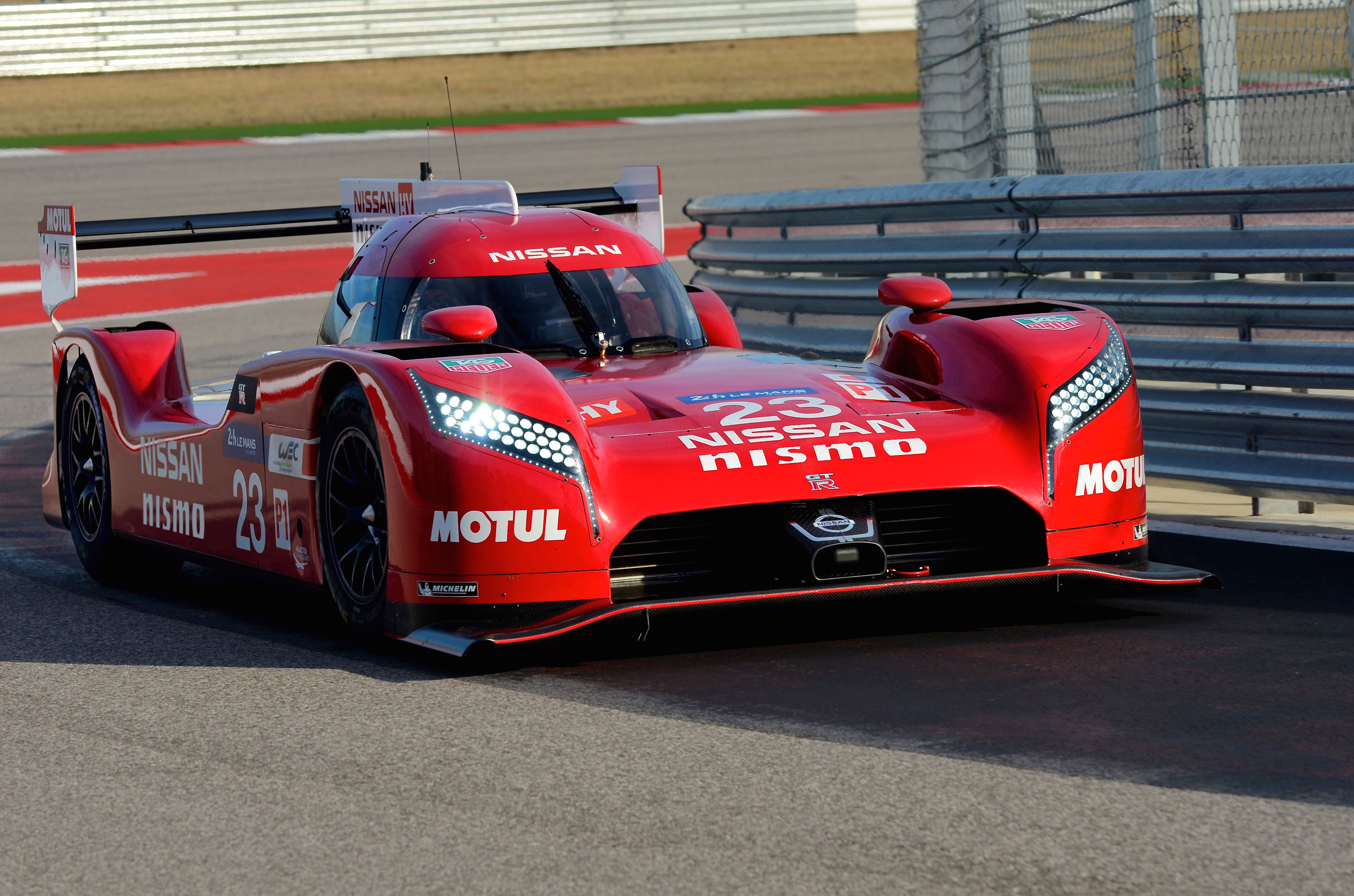 Nissan GT-R LM Nismo Racecar photo #3