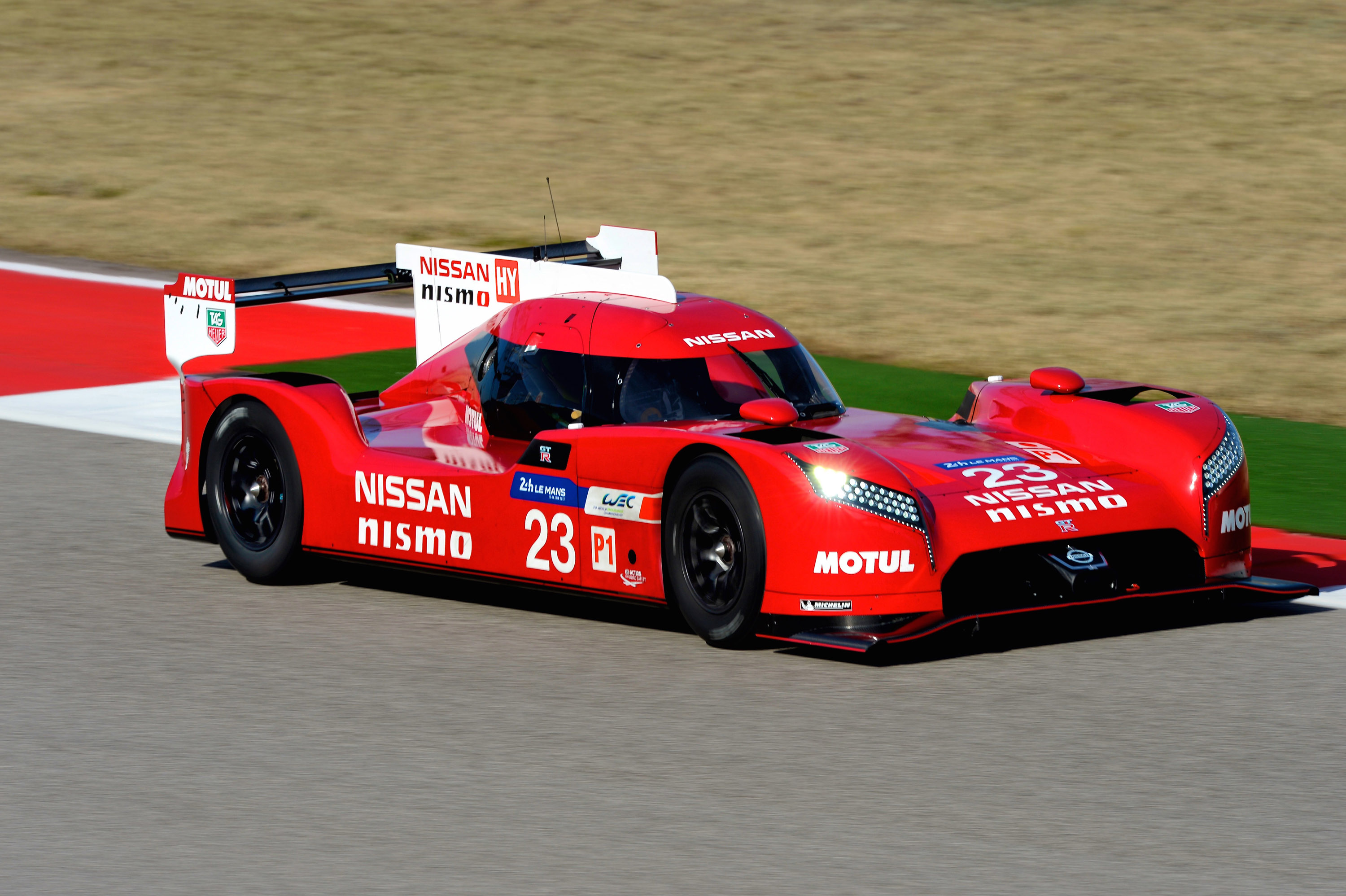 Nissan GT-R LM Nismo Racecar photo #6