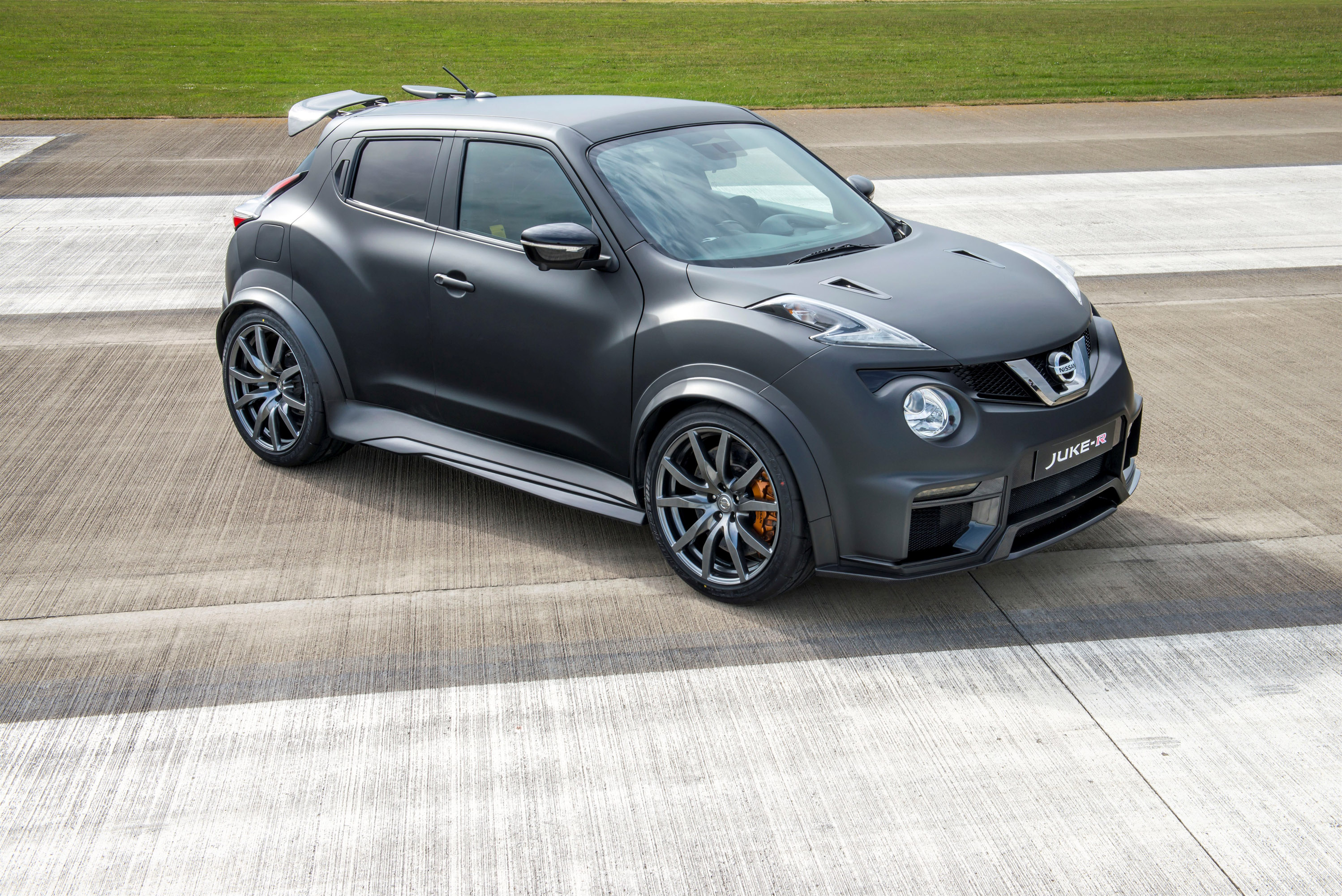 Nissan Juke-R 2.0 Concept photo #1