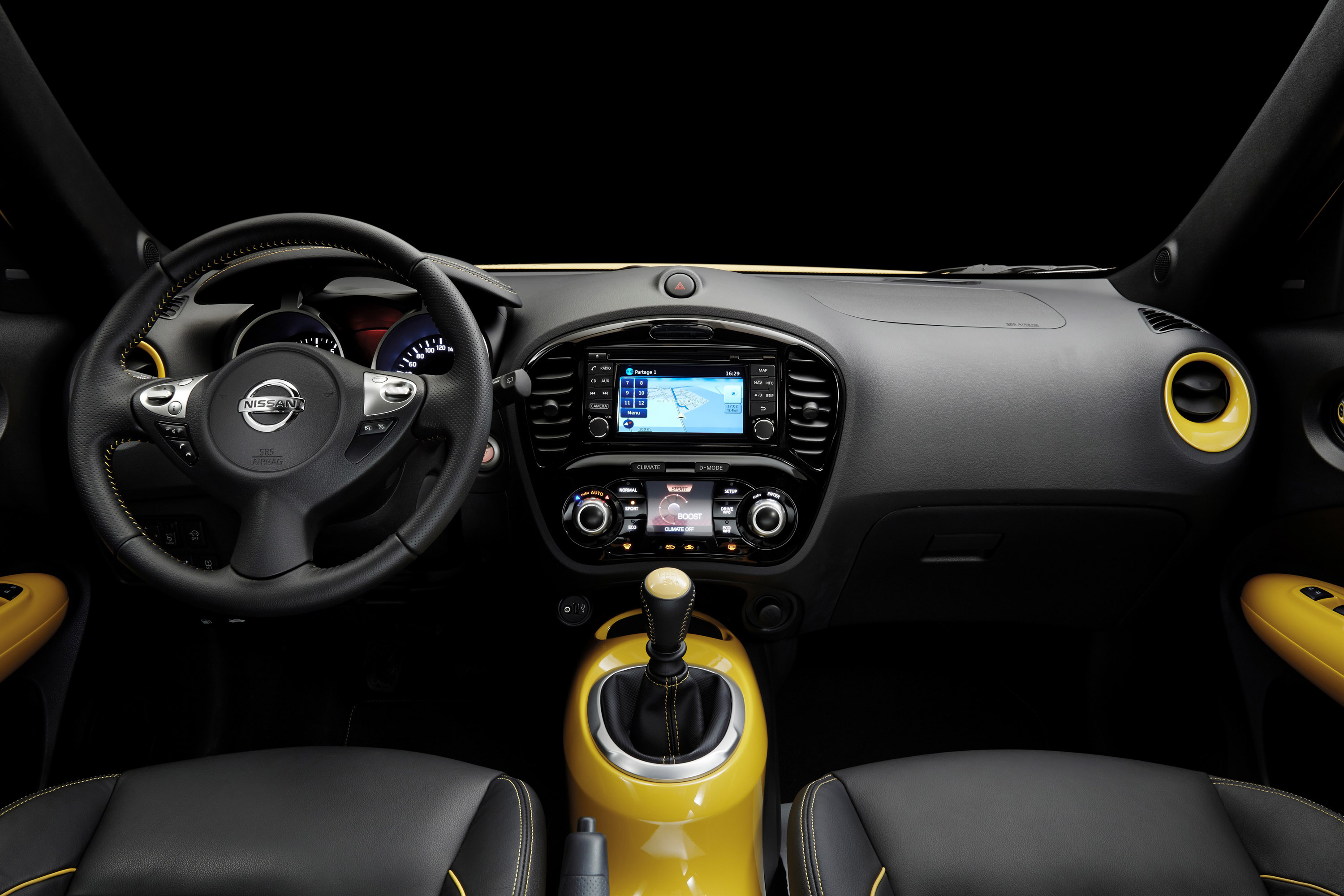 Nissan Juke photo #21