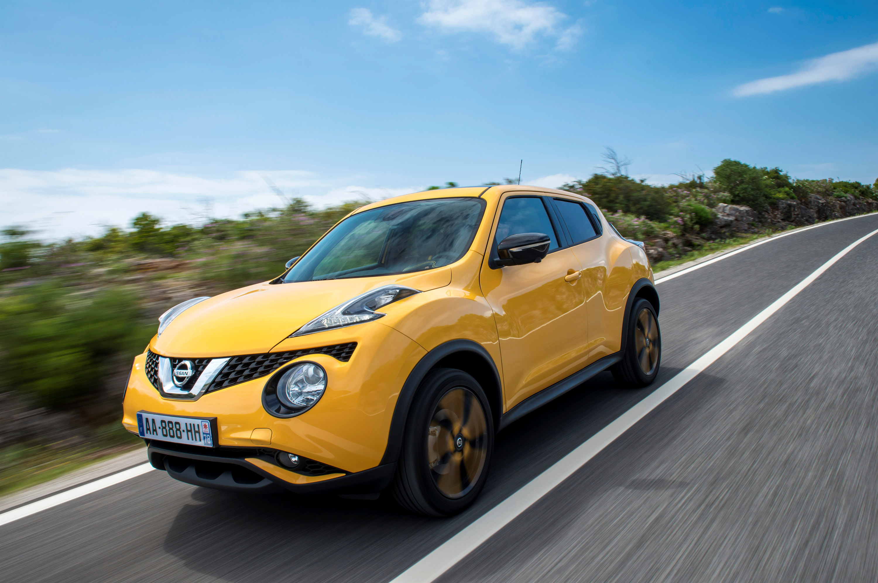 Nissan Juke 2010 Р¶РµР»С‚С‹Р№