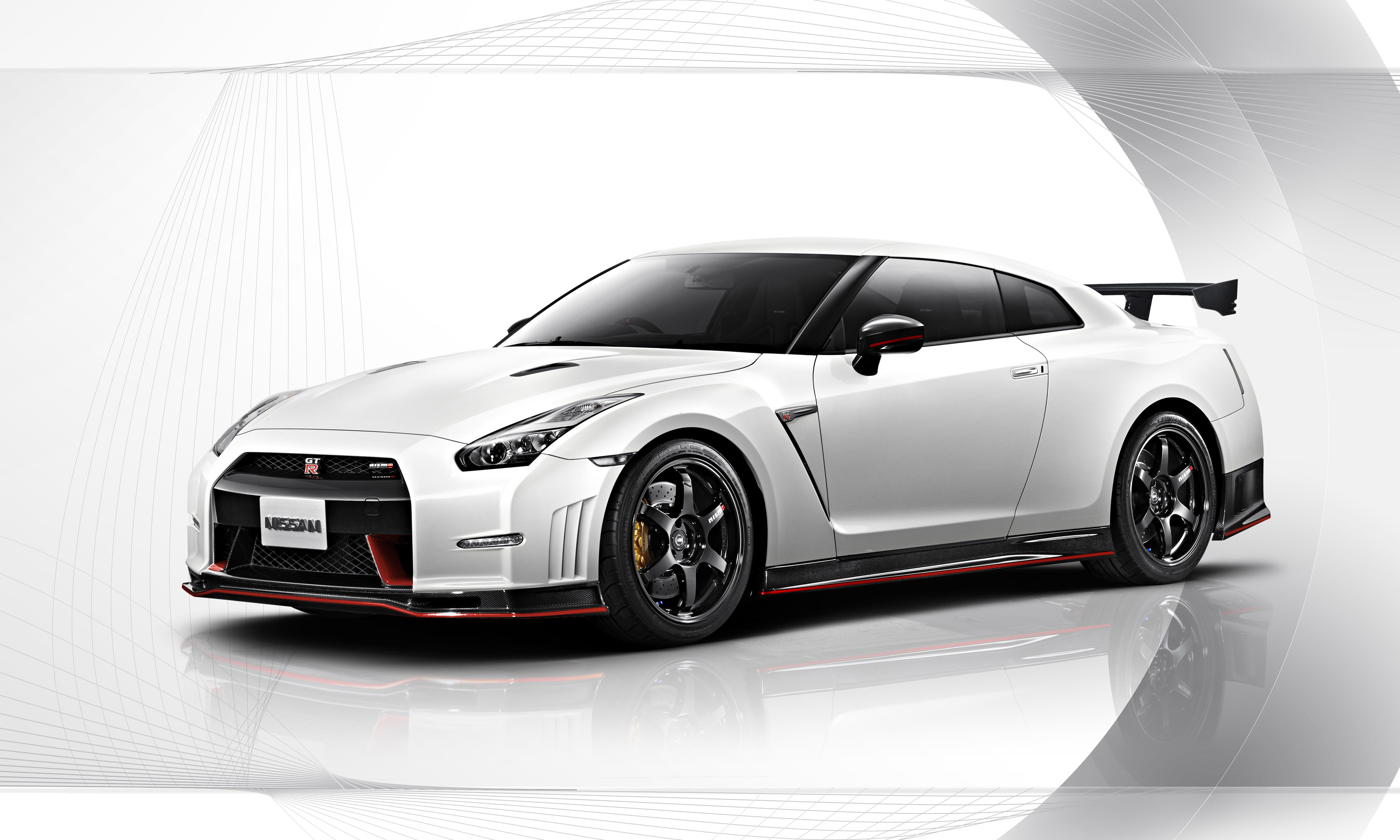 Nissan NISMO GT-R photo #2