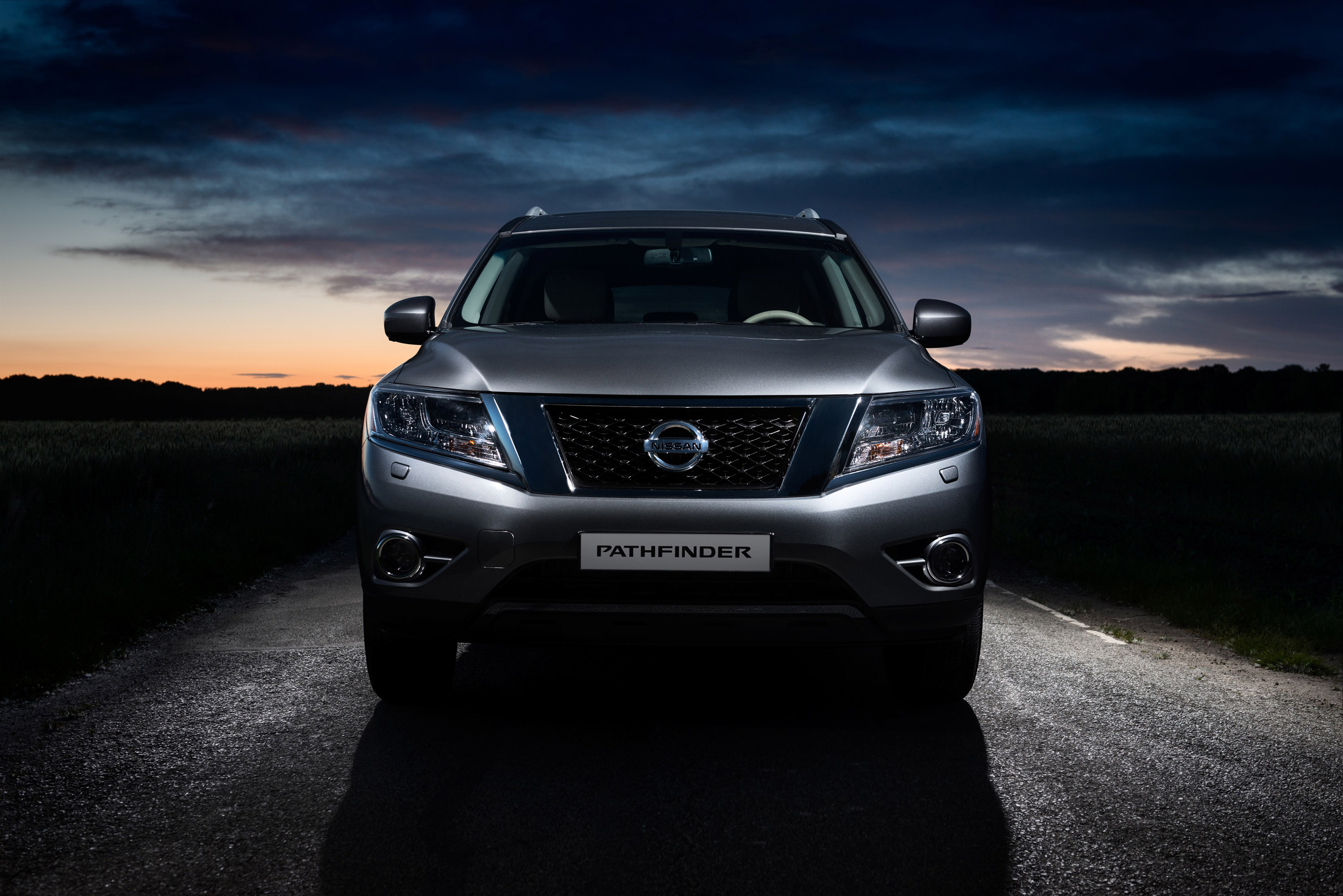 Nissan Pathfinder photo #3