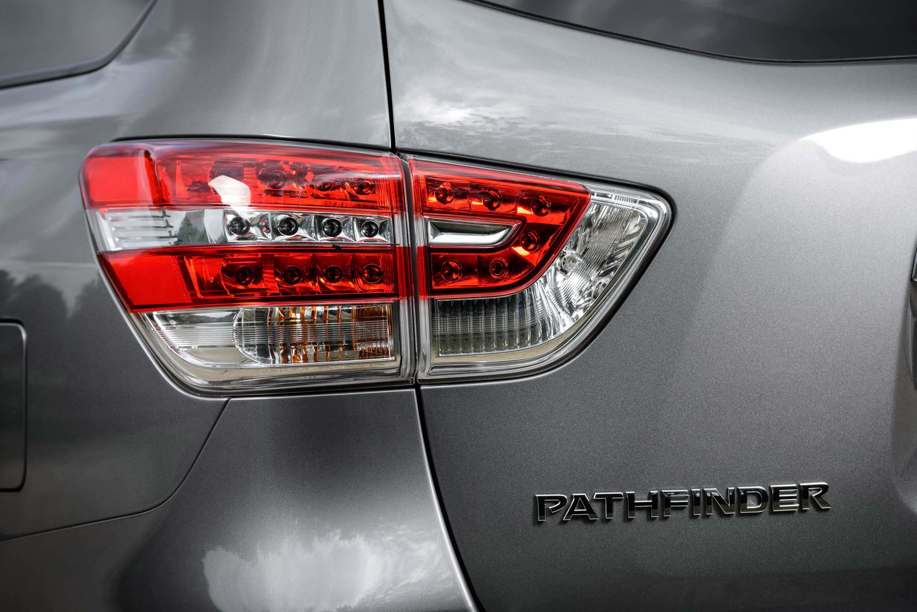 Nissan Pathfinder photo #28
