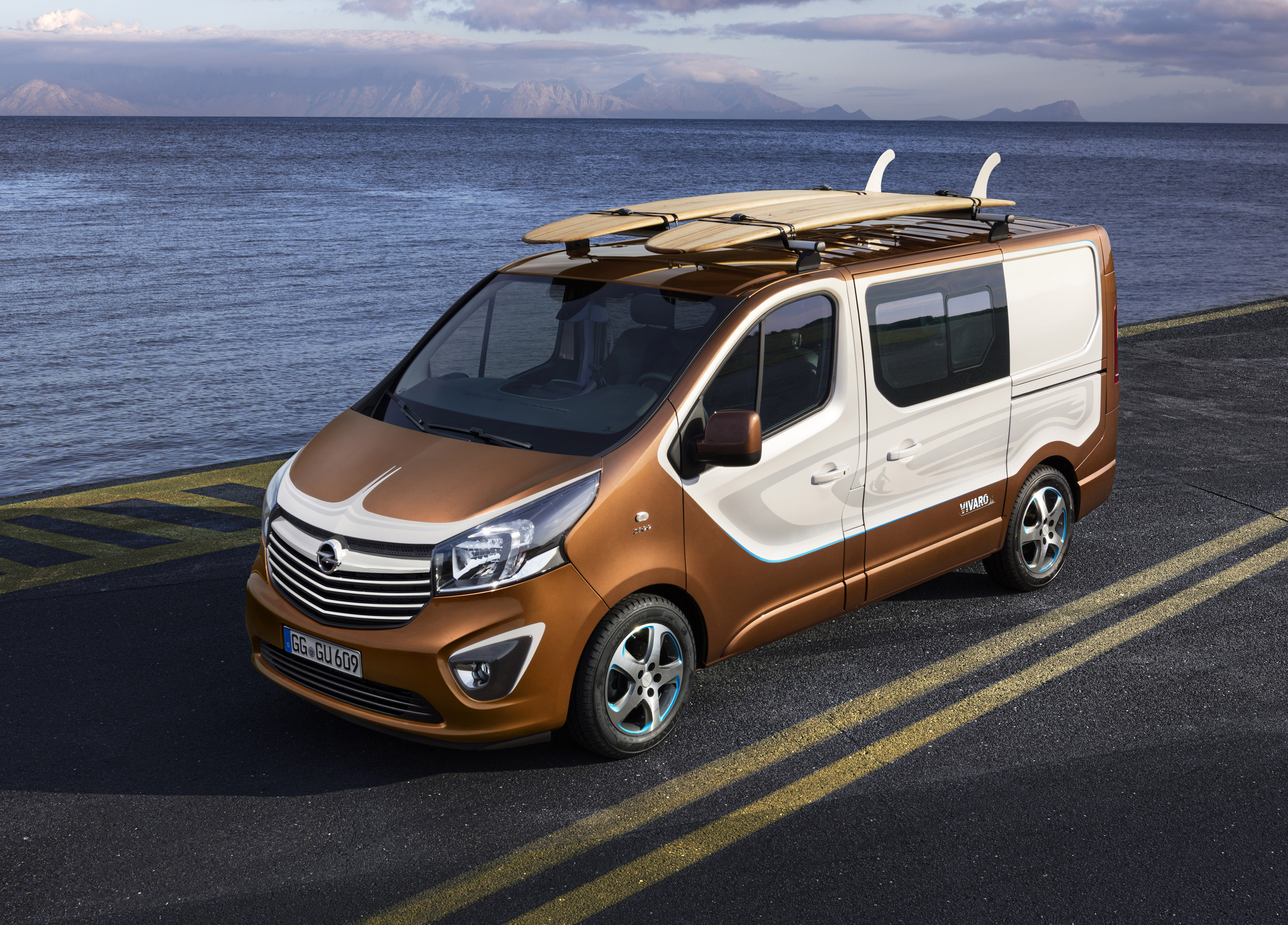 Opel Vivaro Surf Concept photo #2