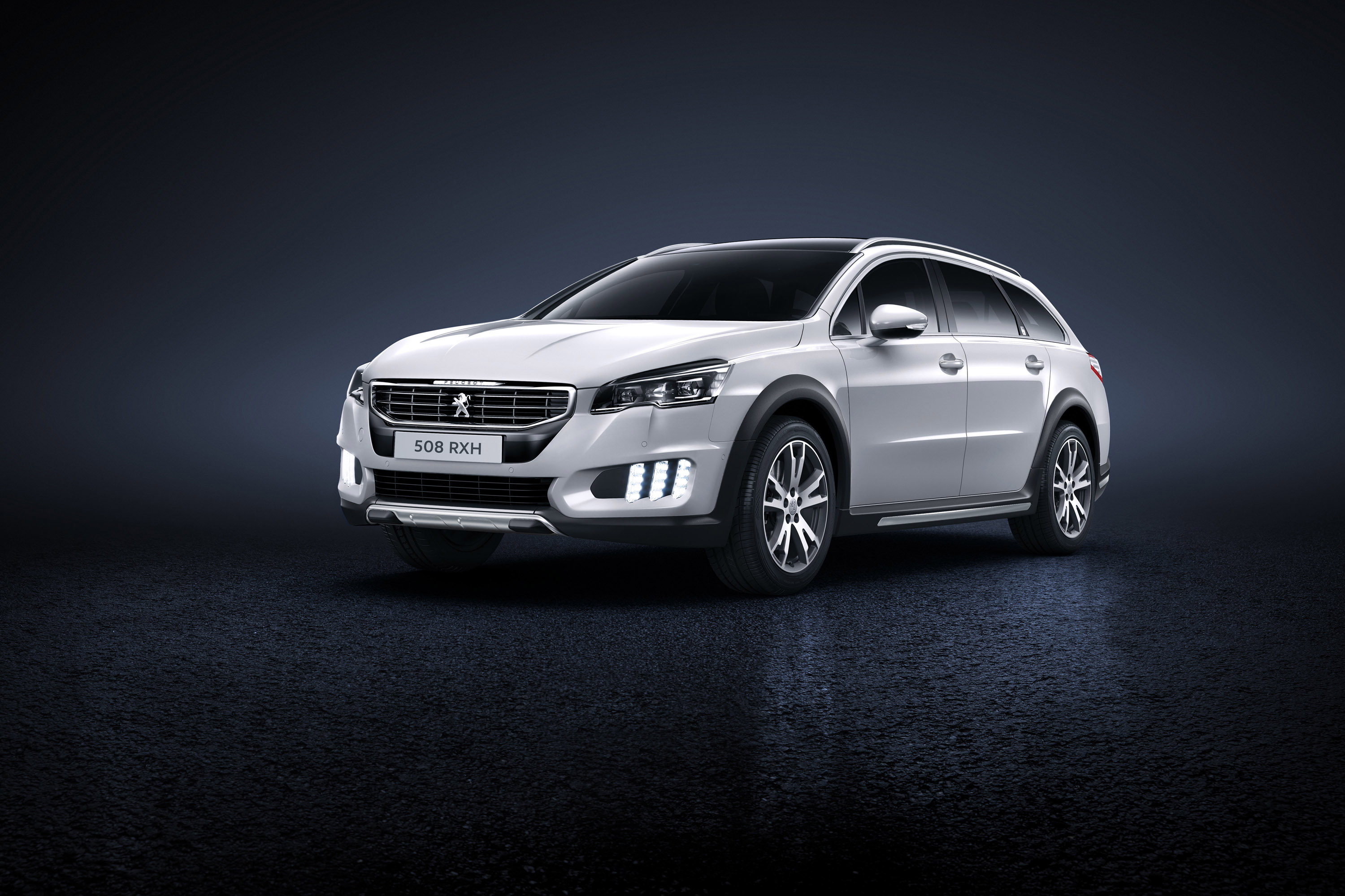 Peugeot 508 RXH photo #1