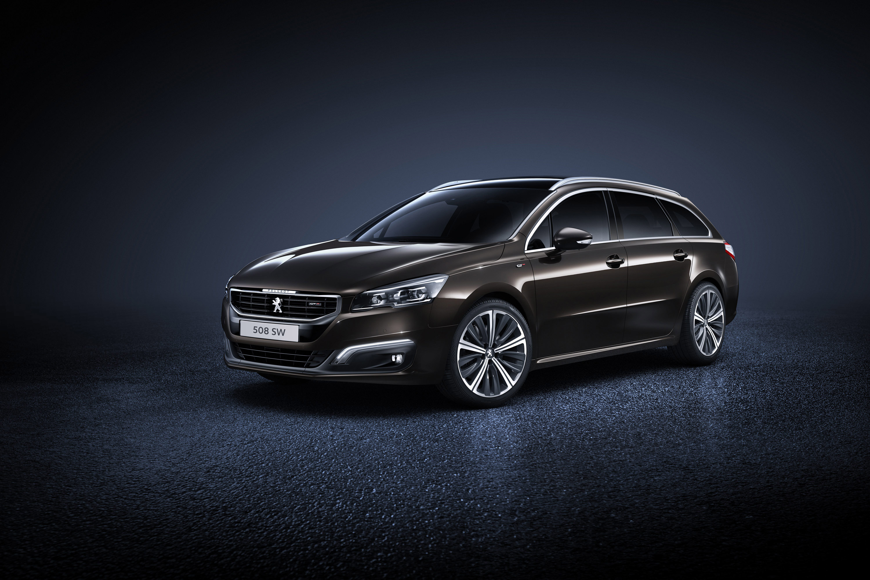 Peugeot 508 SW photo #1