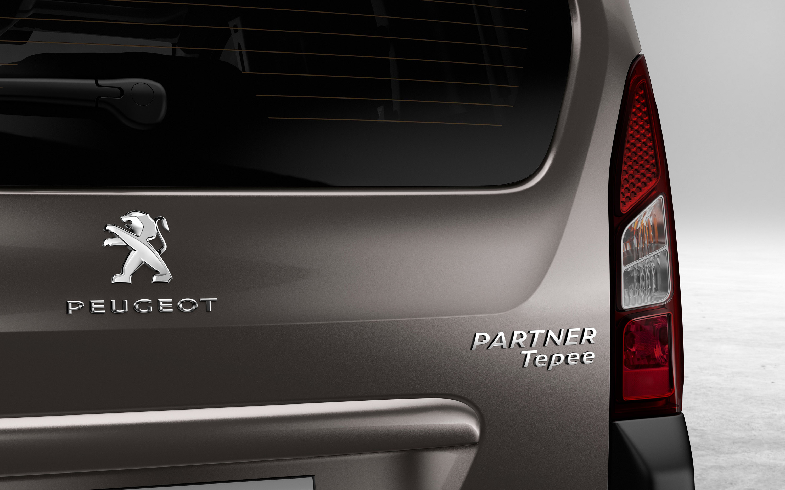 Peugeot Partner Tepee photo #15