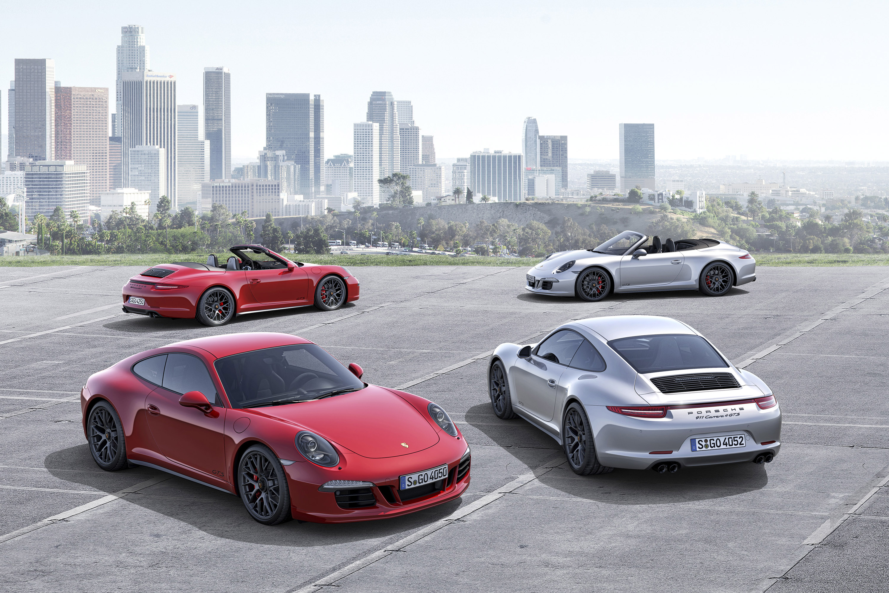 Porsche 911 Carrera GTS photo #5
