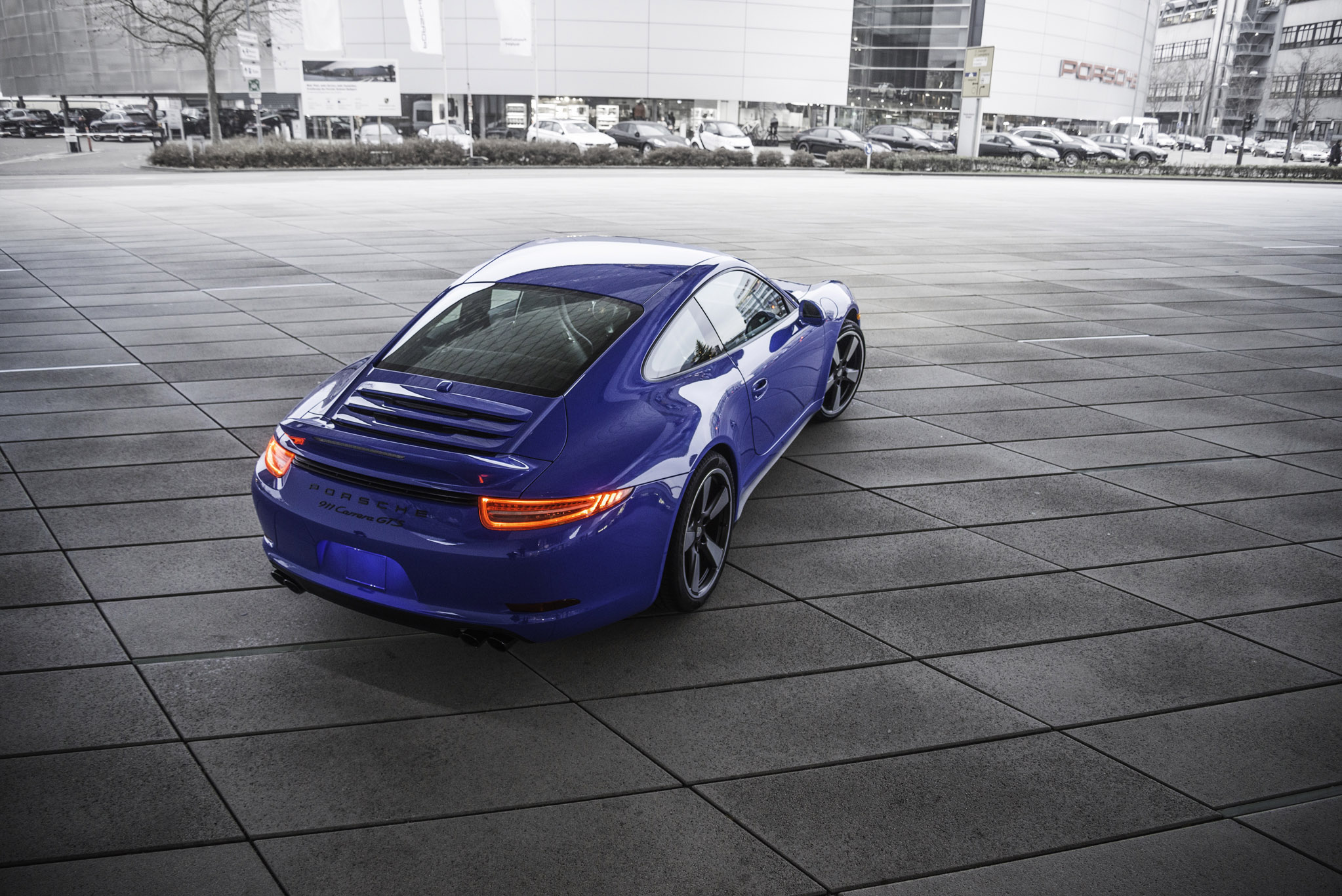 Porsche 911 GTS Club Coupe photo #4