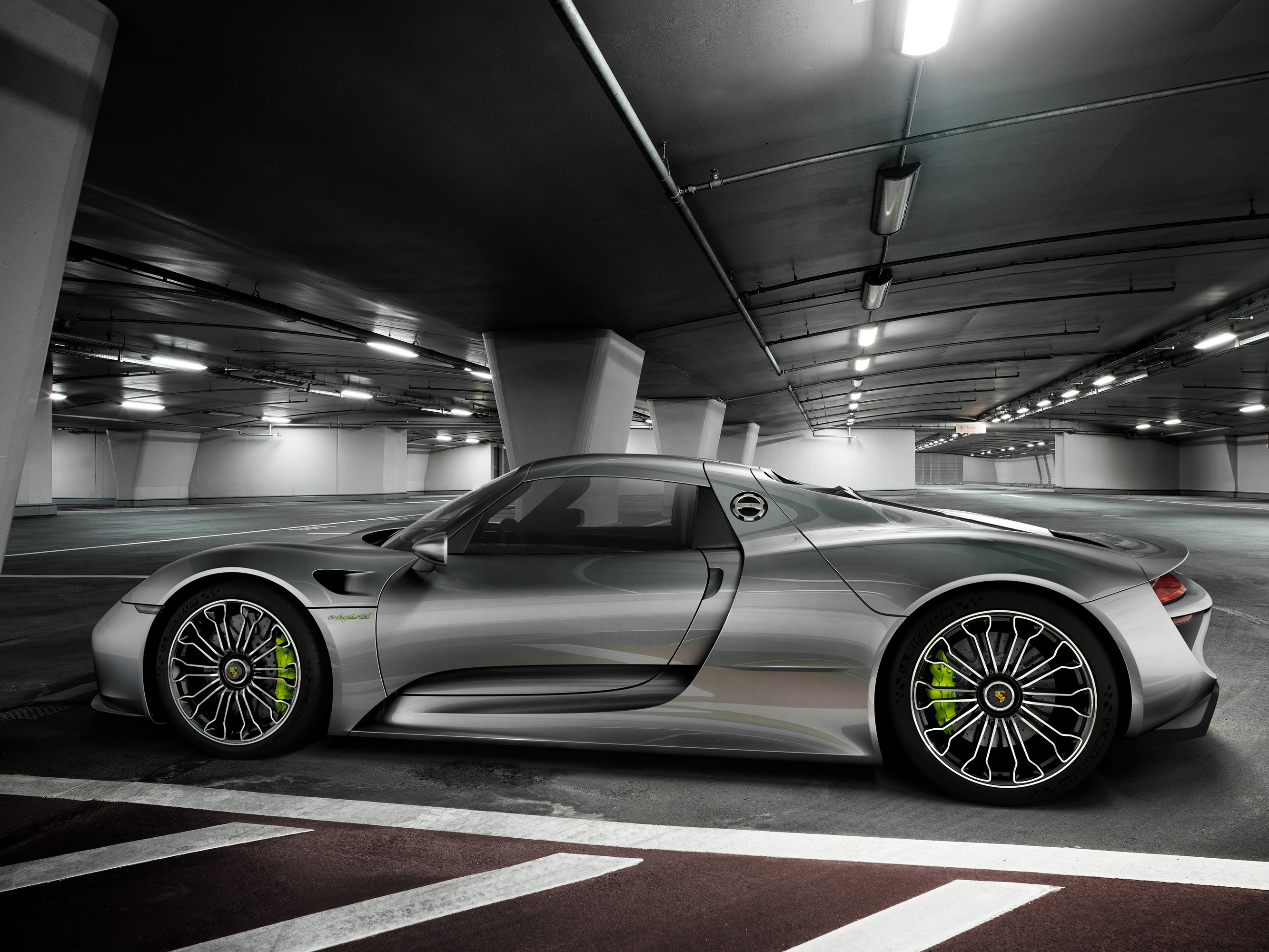 Porsche 918 Spyder photo #2