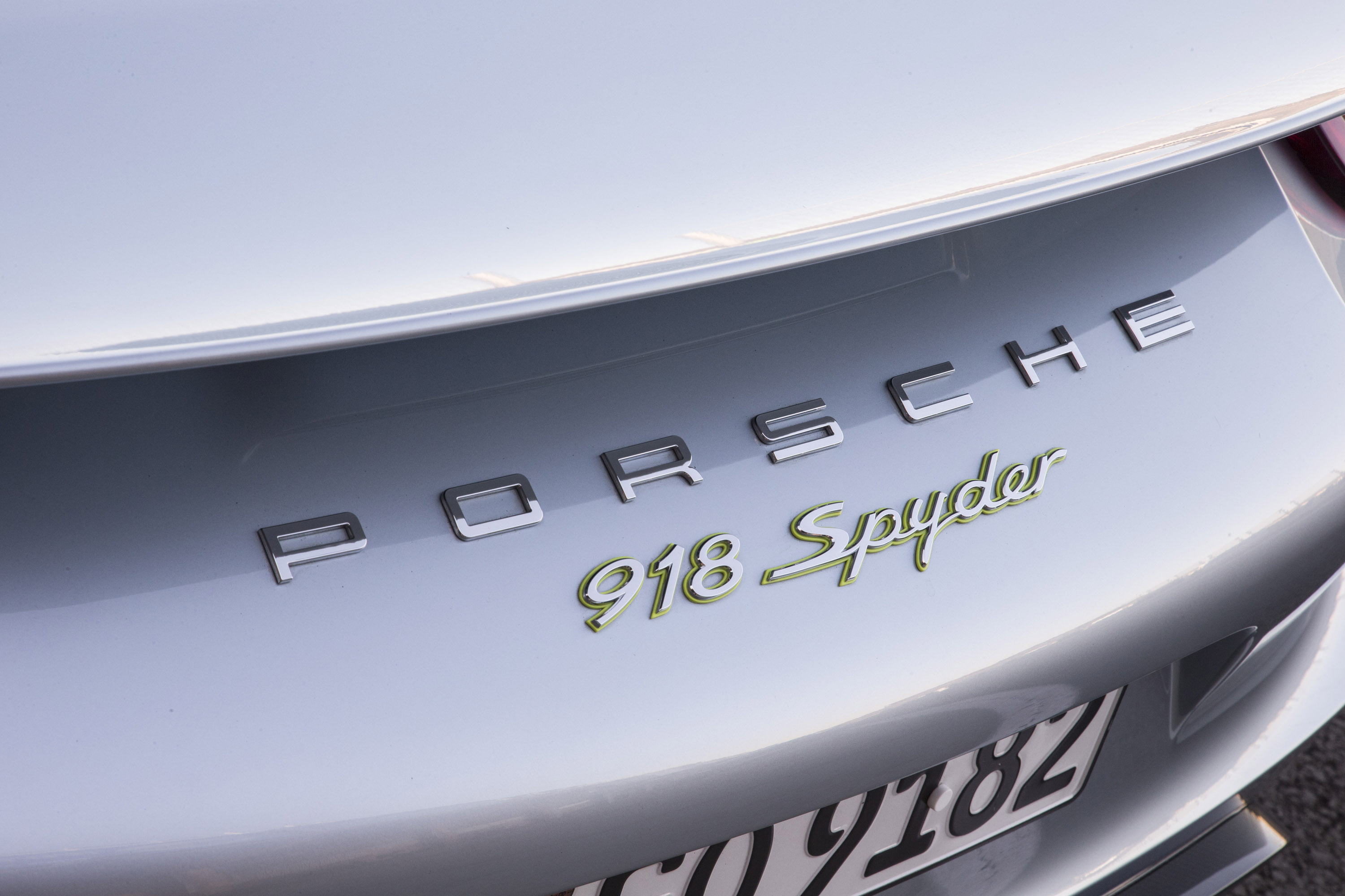 Porsche 918 Spyder photo #81
