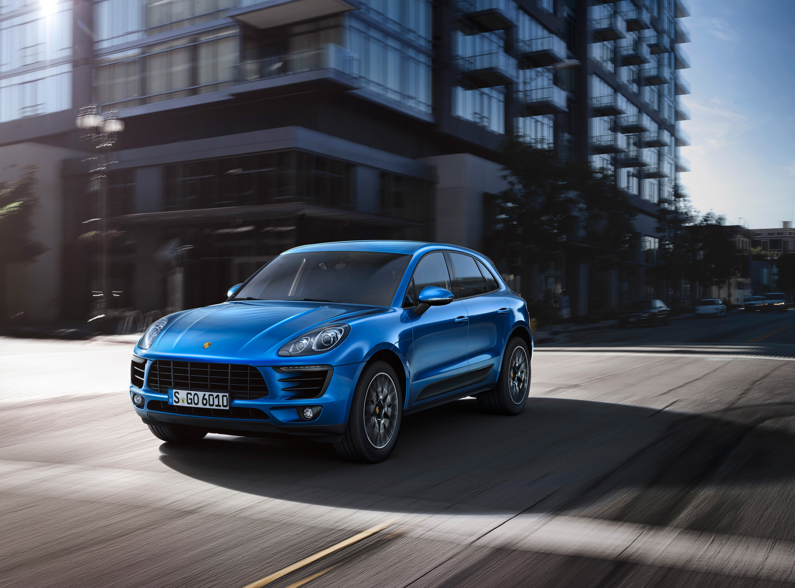 Porsche Macan photo #2