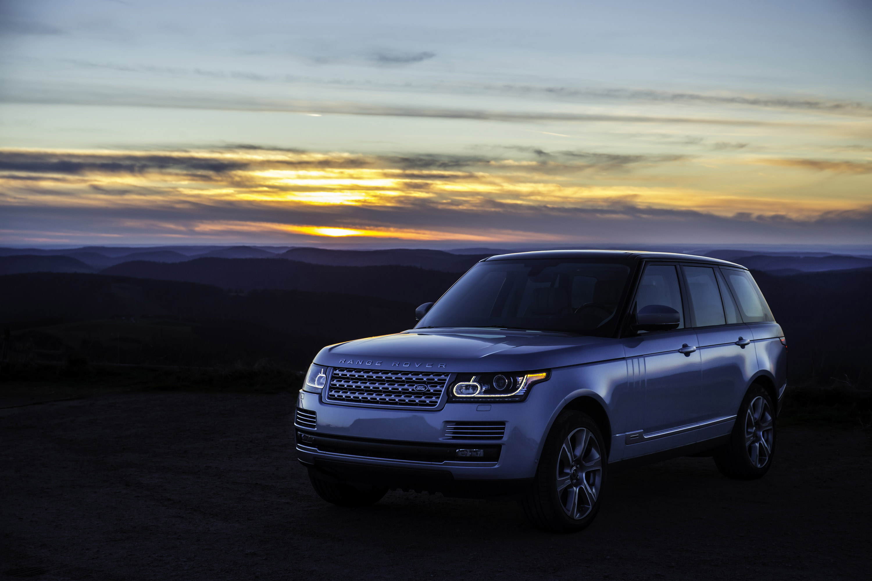 Range Rover Hybrid photo #2