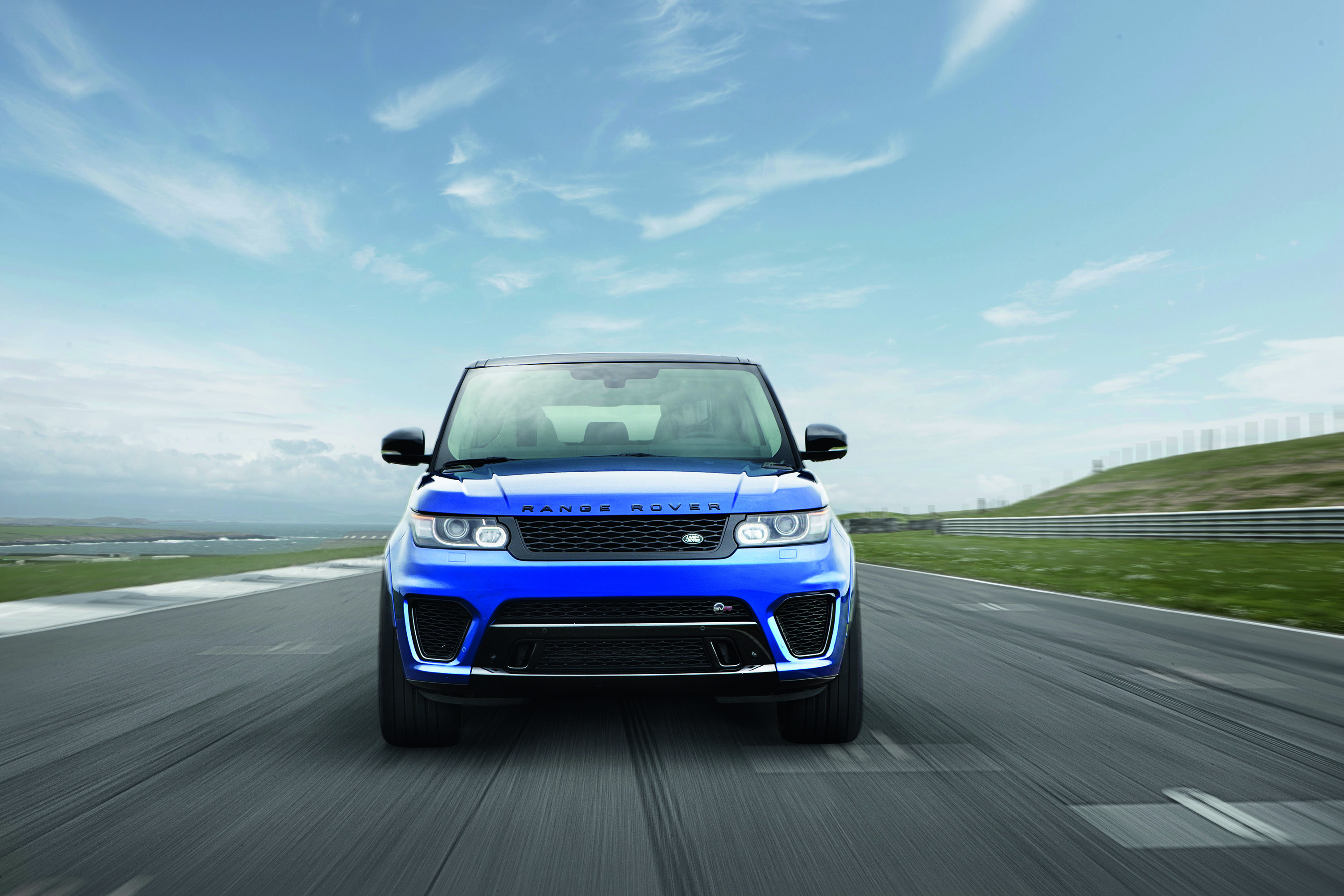 Range Rover Sport SVR photo #2