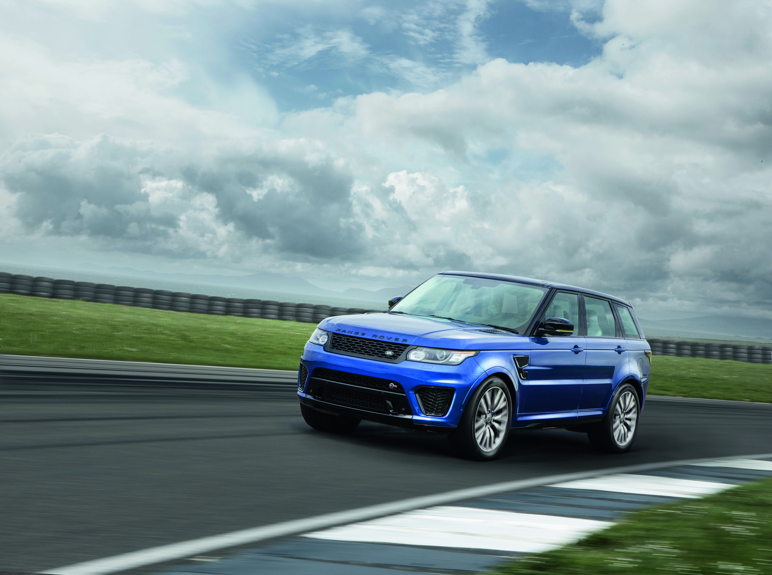 Range Rover Sport SVR photo #3