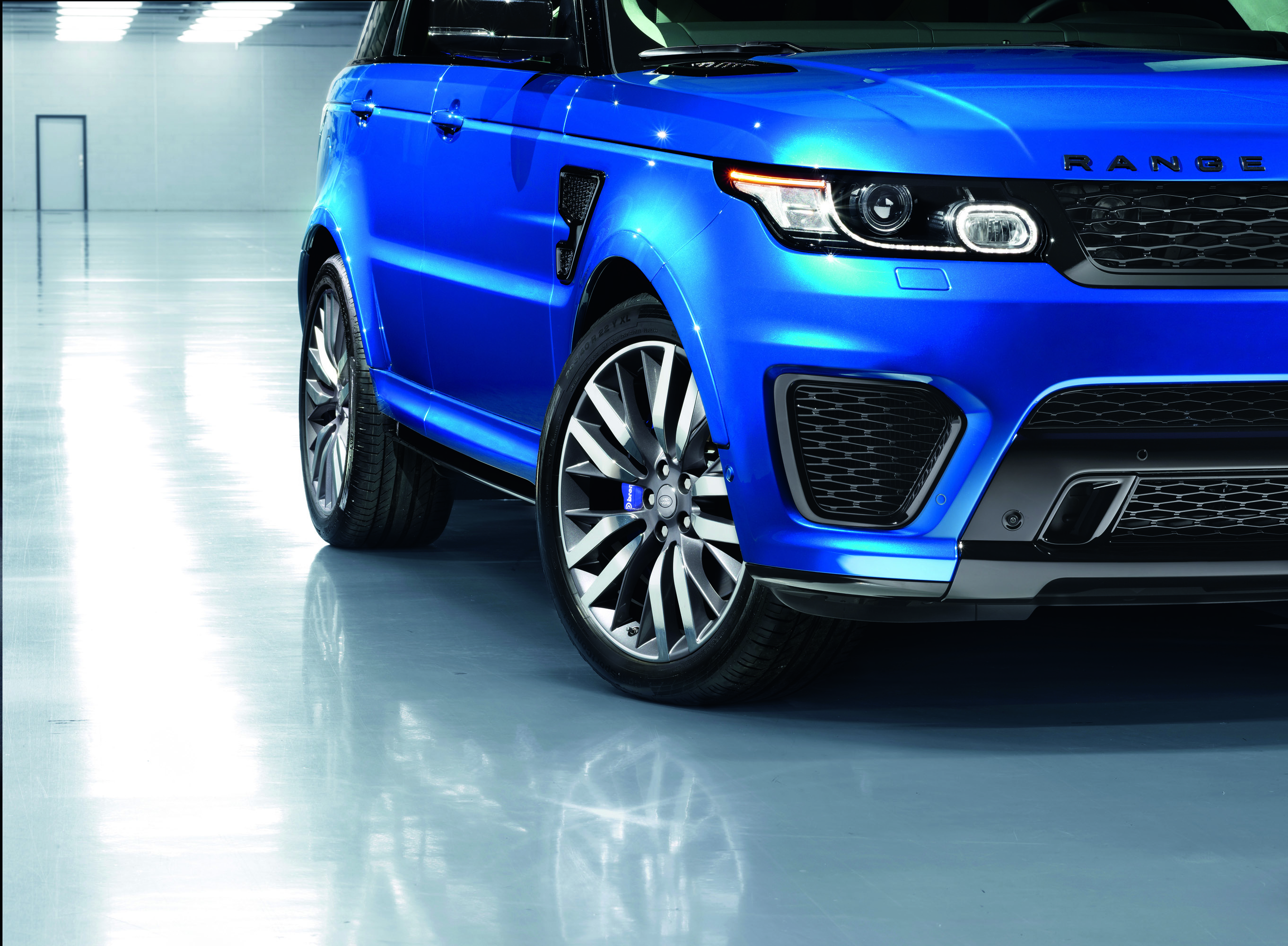 Range Rover Sport SVR photo #27