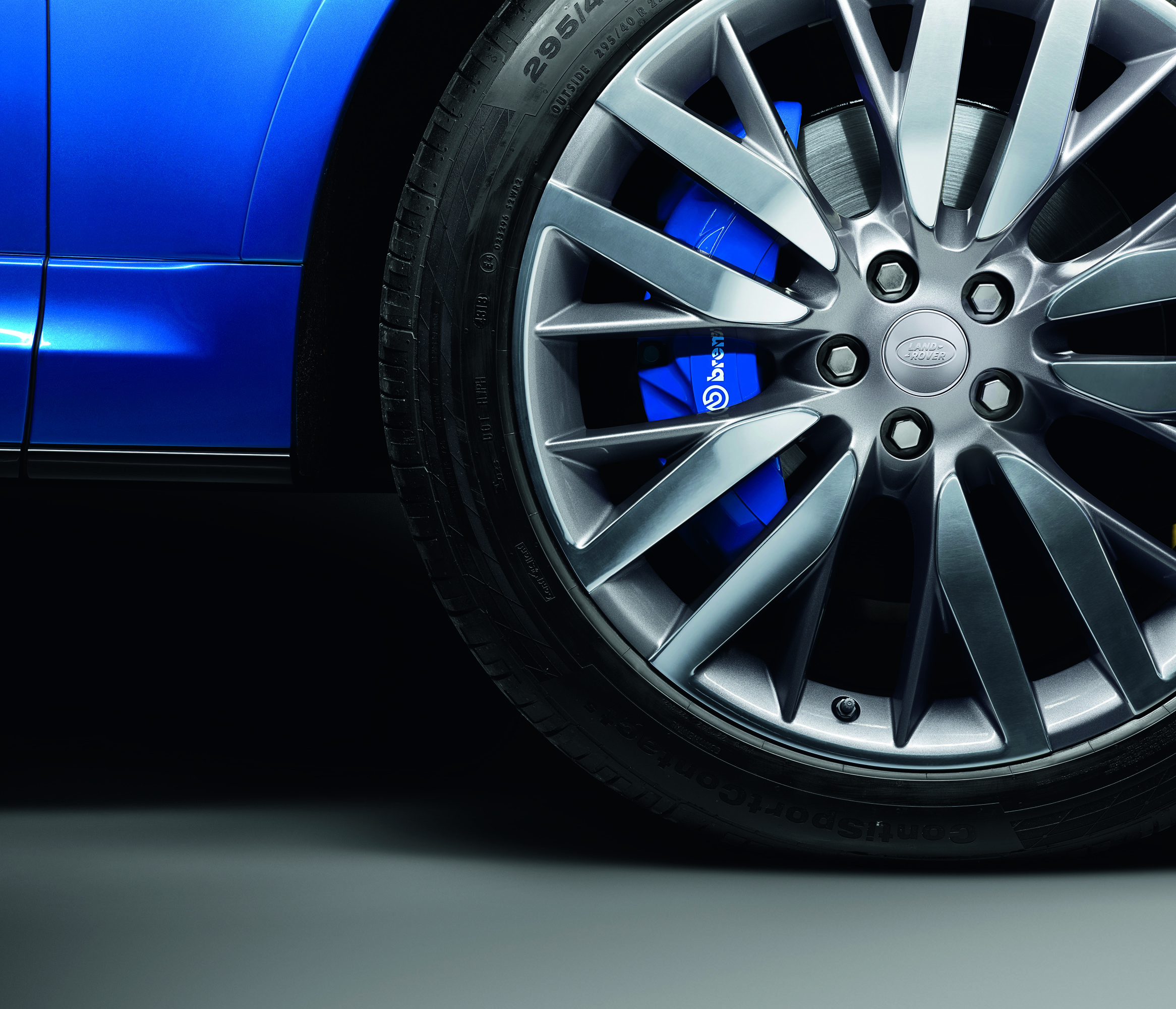Range Rover Sport SVR photo #32