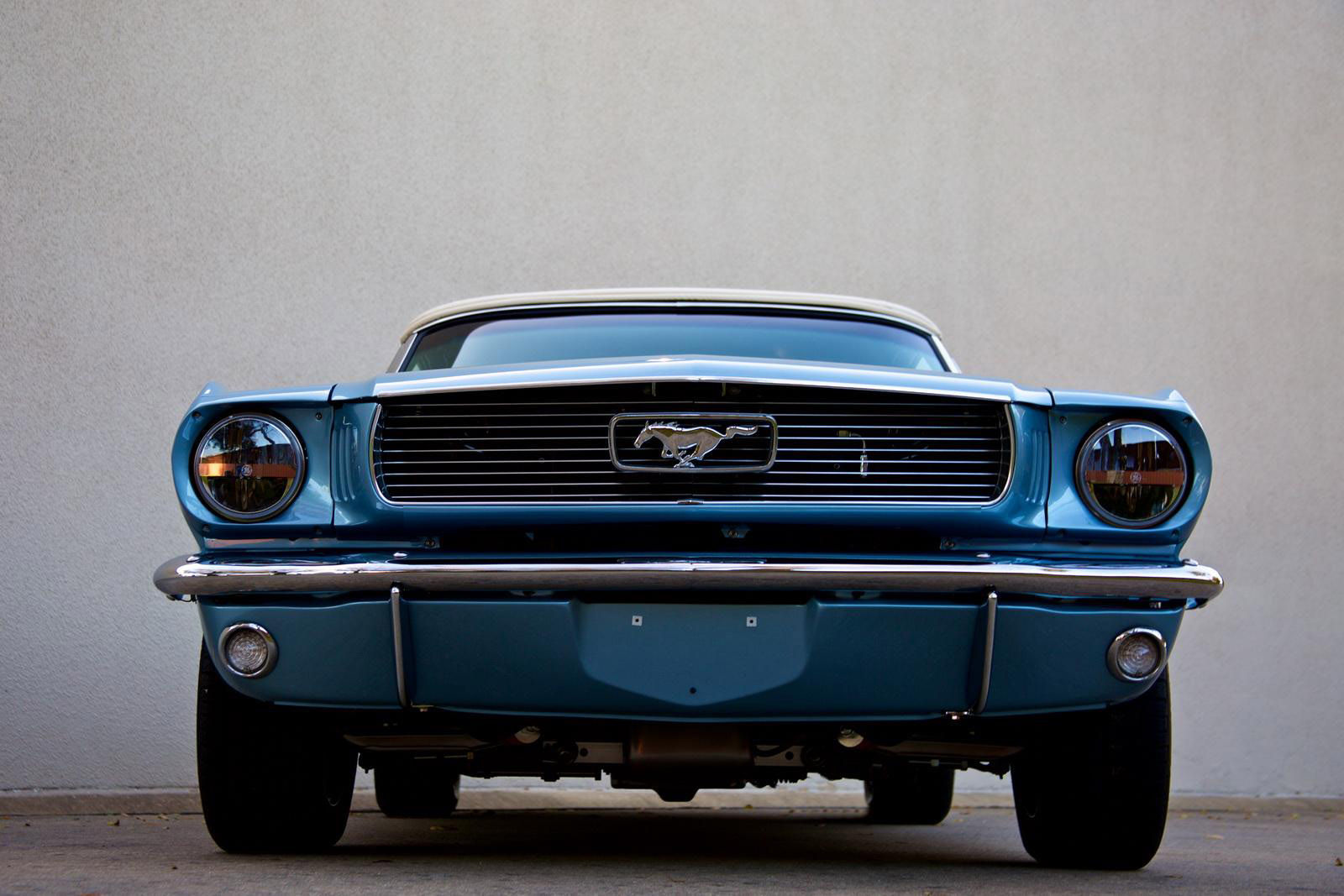 Revology Cars Ford Mustang photo #3