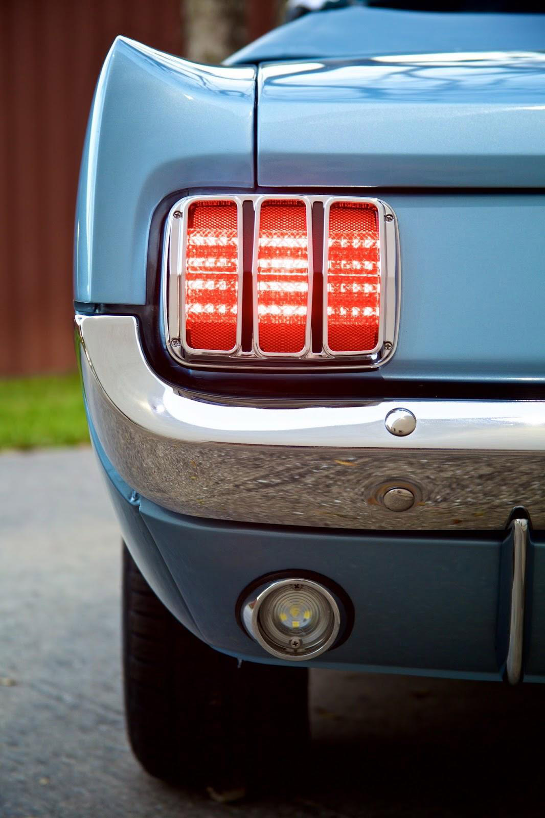 Revology Cars Ford Mustang photo #14