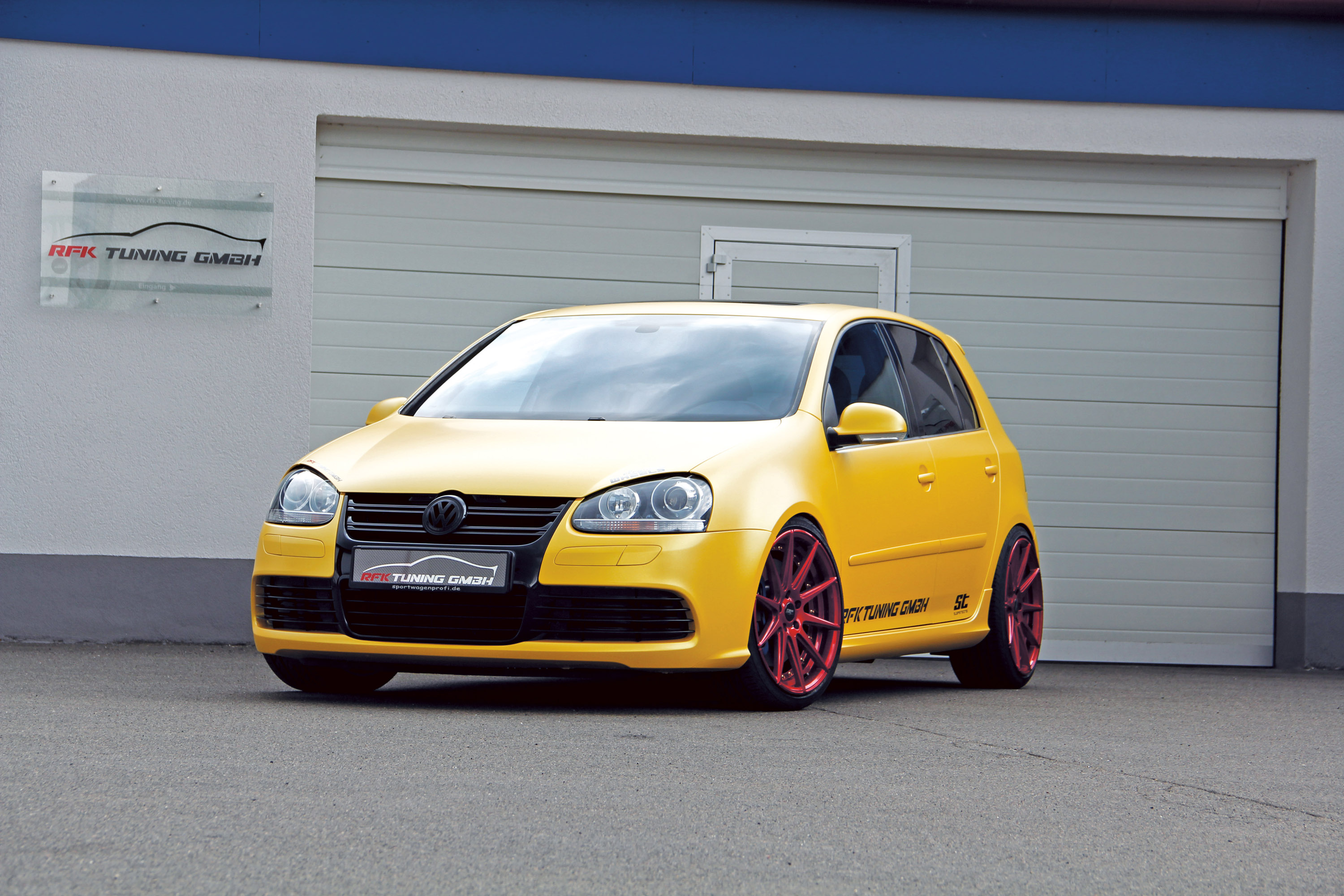 RFK Tuning Volkswagen Golf V R32 photo #1