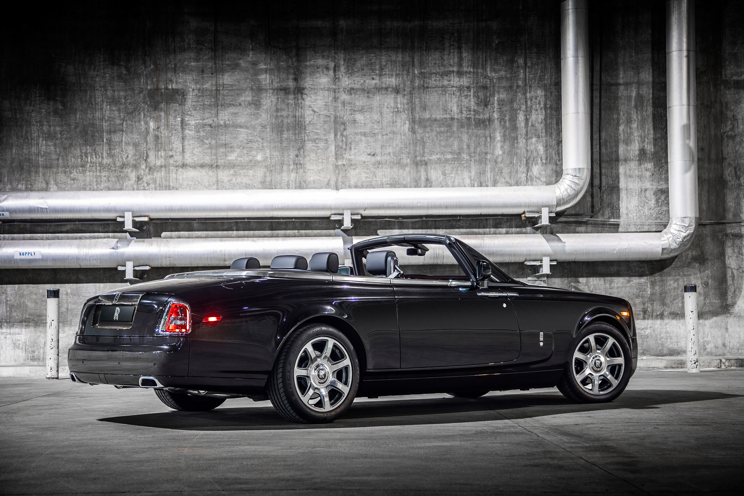 Rolls-Royce Phantom Nighthawk photo #2