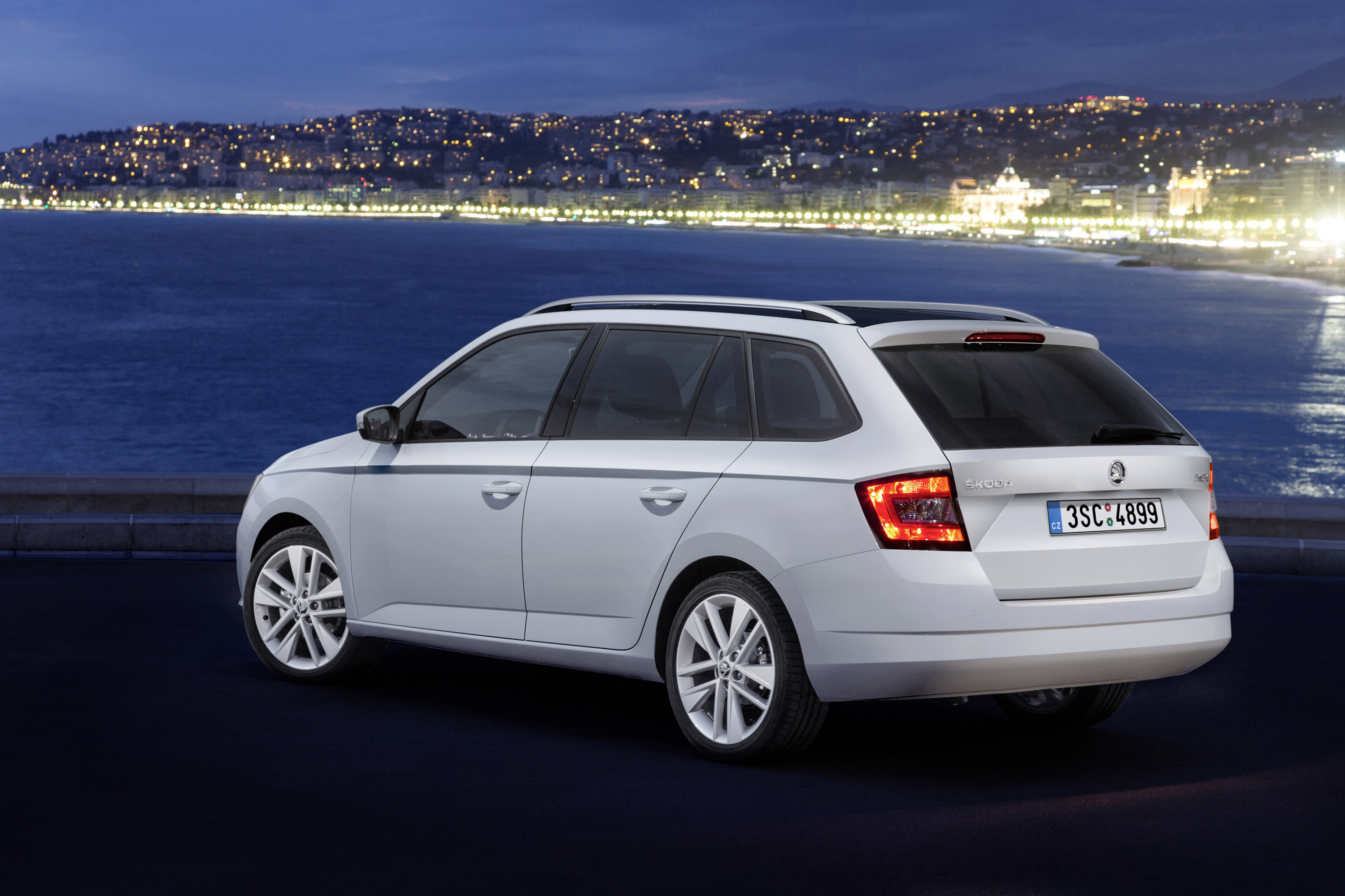 Skoda Fabia Combi photo #20