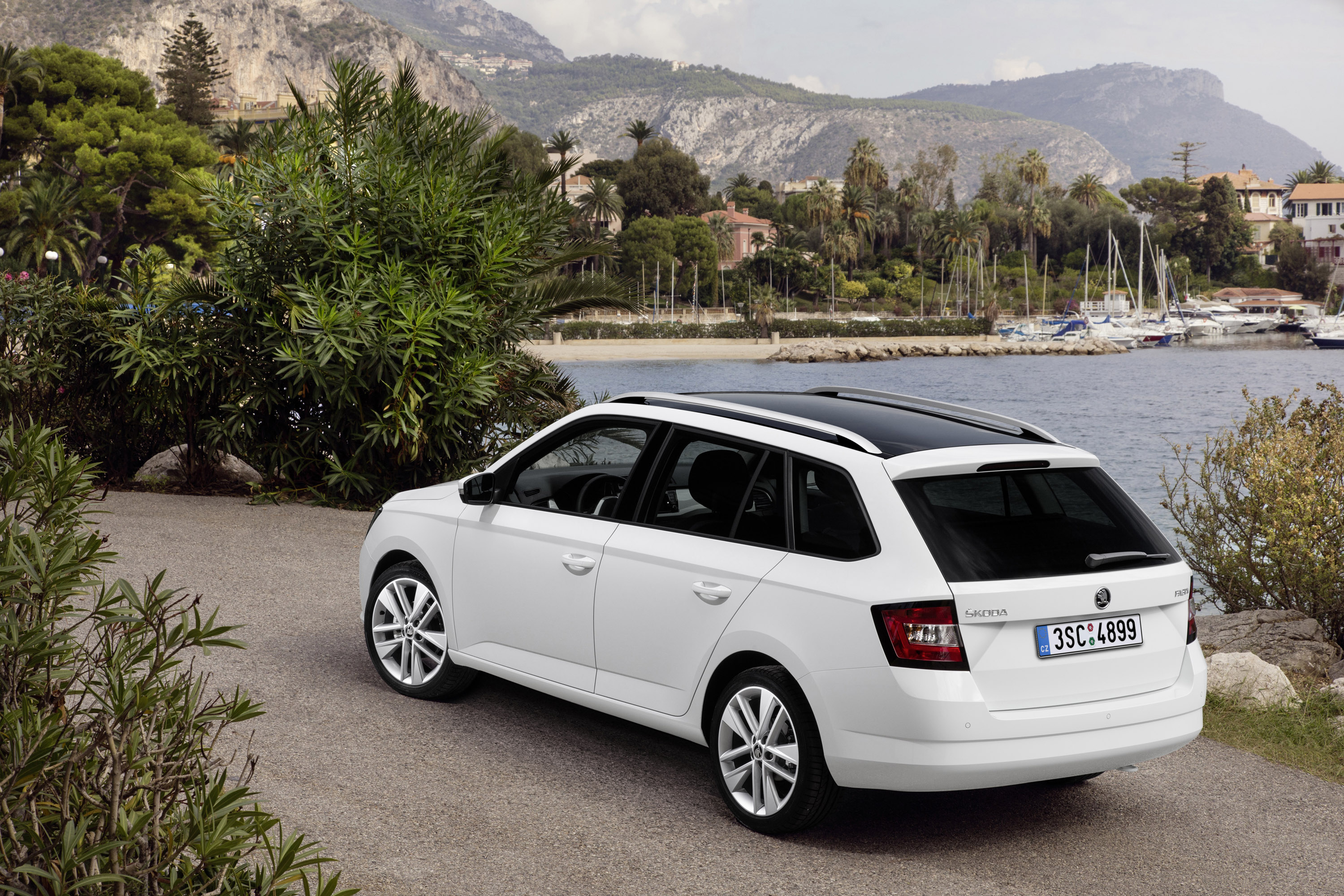 Skoda Fabia Combi photo #25
