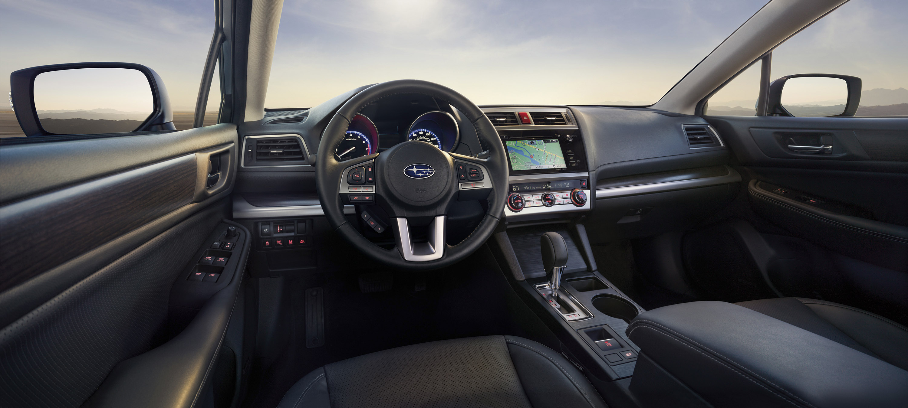 Subaru Legacy photo #18