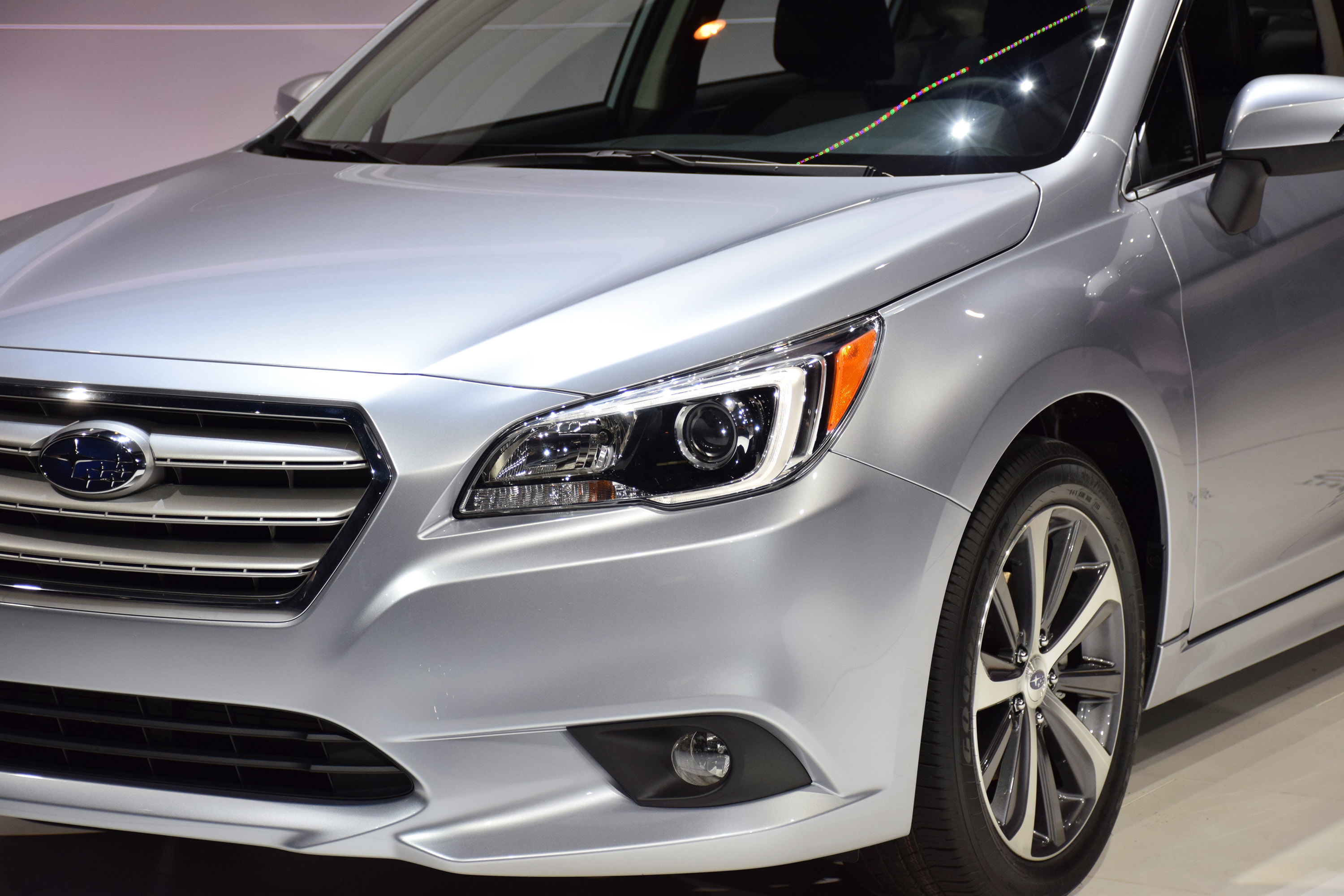 Subaru Legacy photo #31