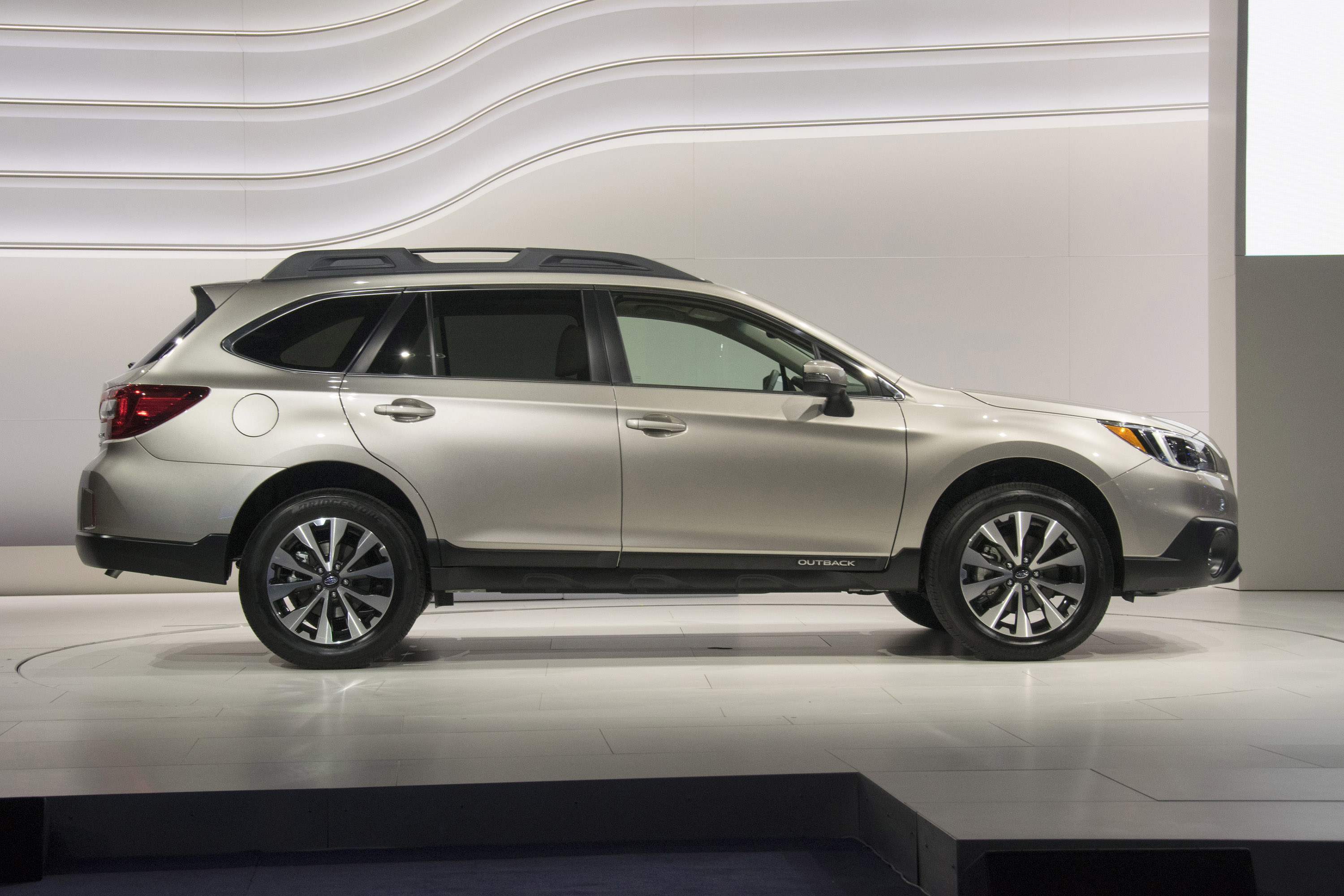 Subaru Outback photo #19