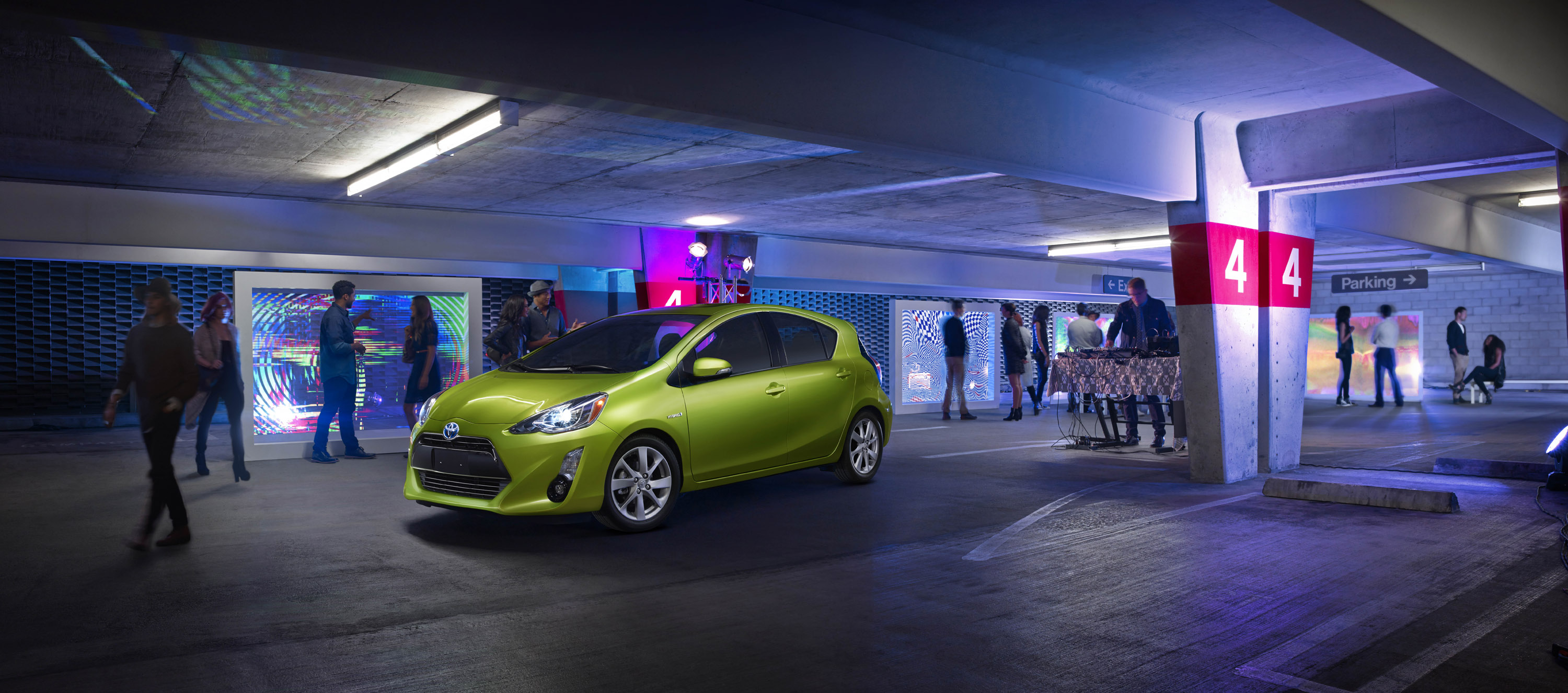 Toyota Prius c photo #3