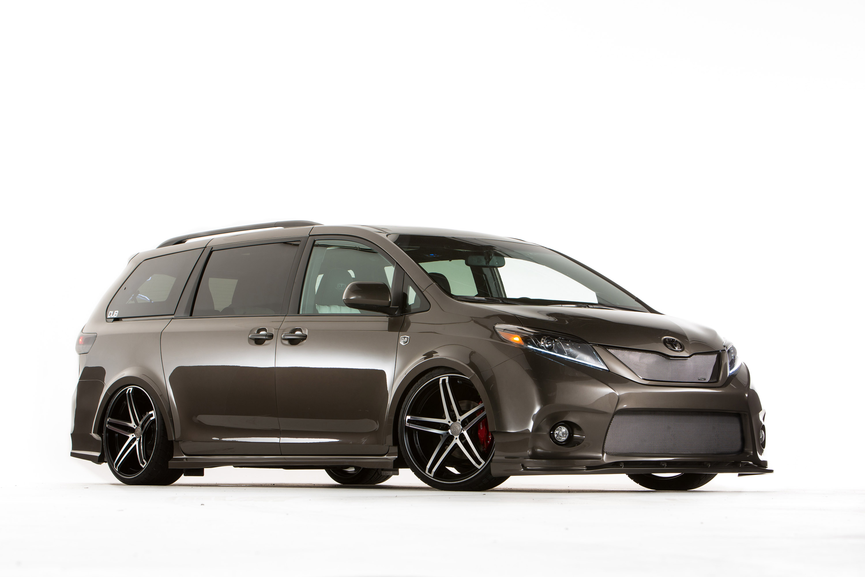 Toyota Sienna DUB Edition photo #1