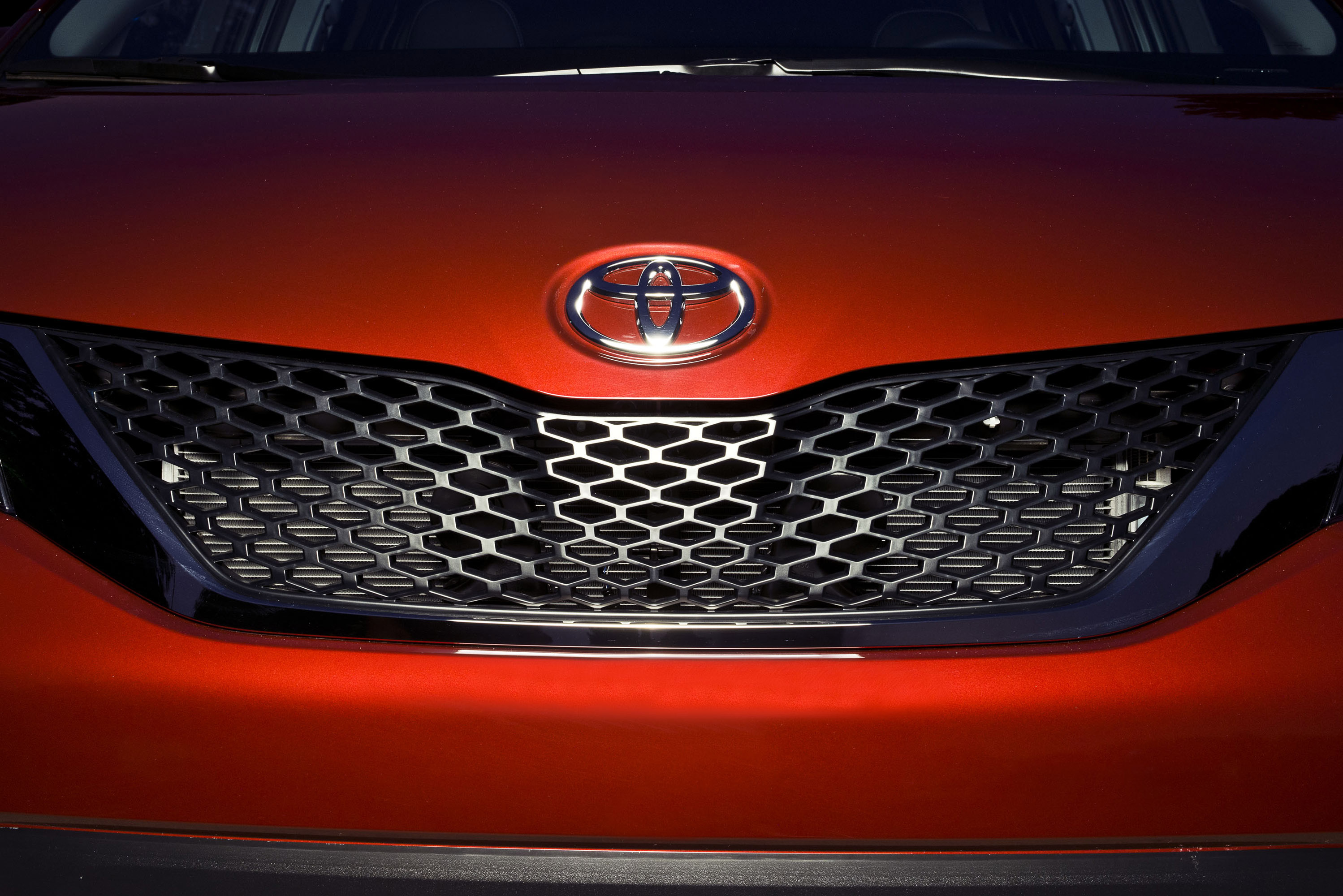 Toyota Sienna photo #21