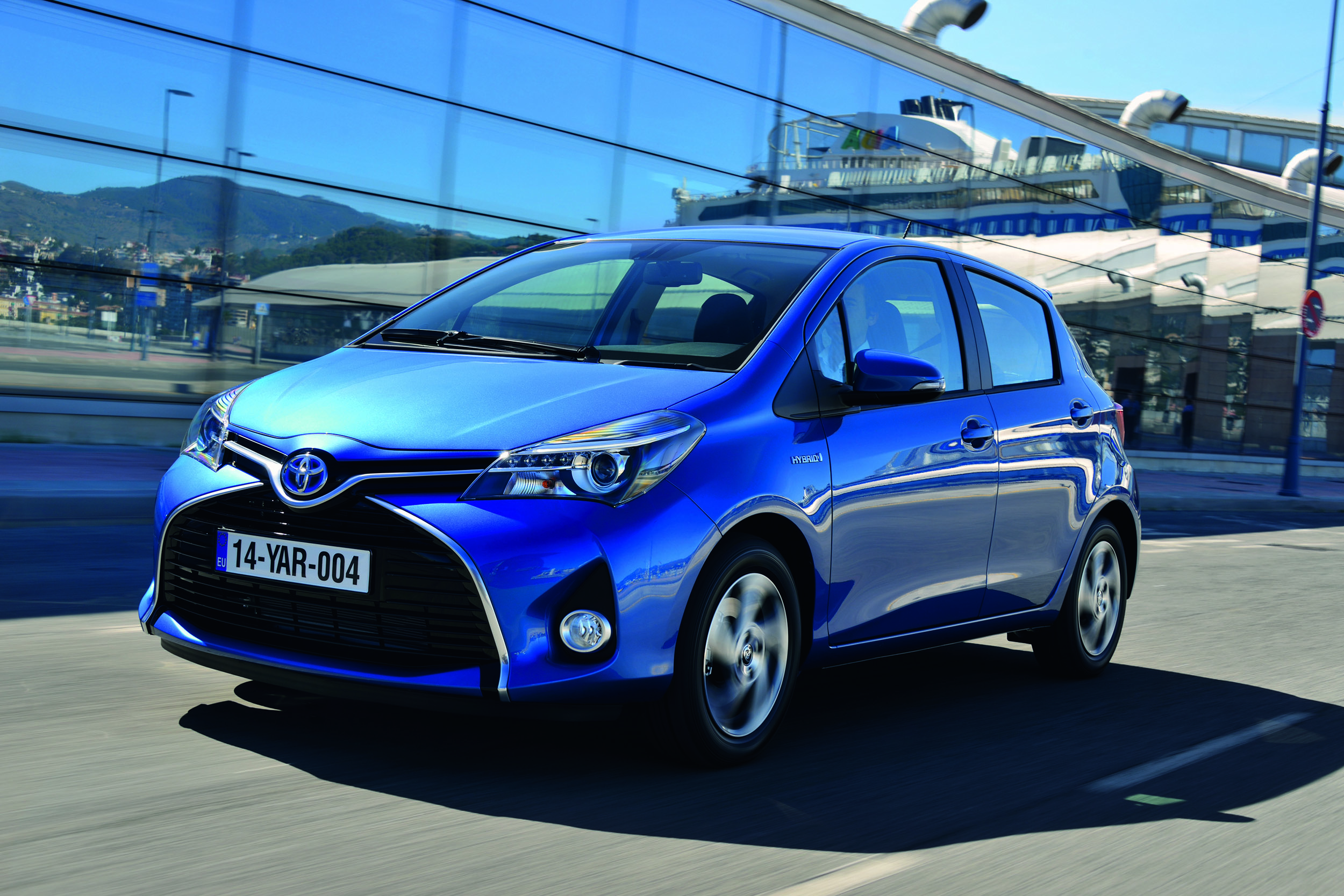 Toyota Yaris photo #3